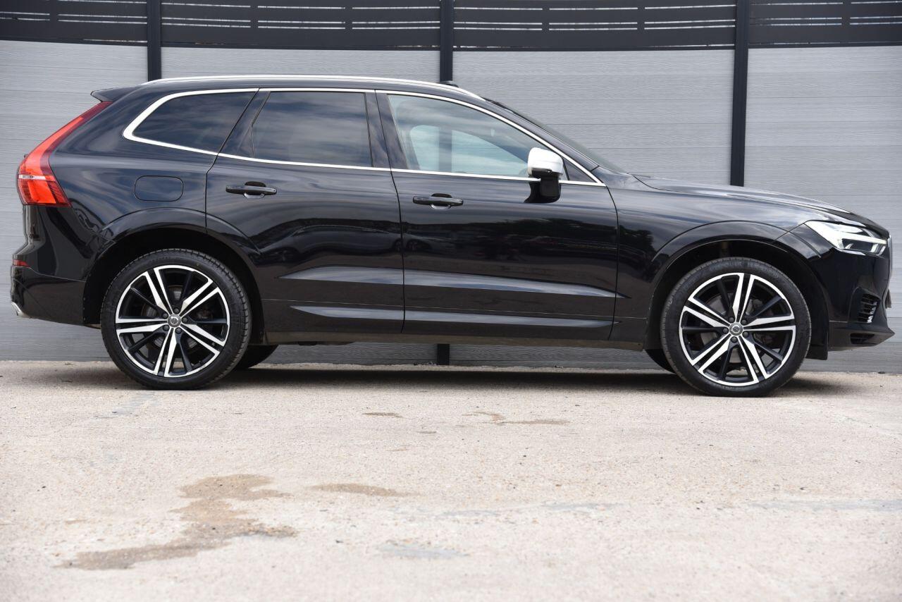 Volvo XC60 view 8