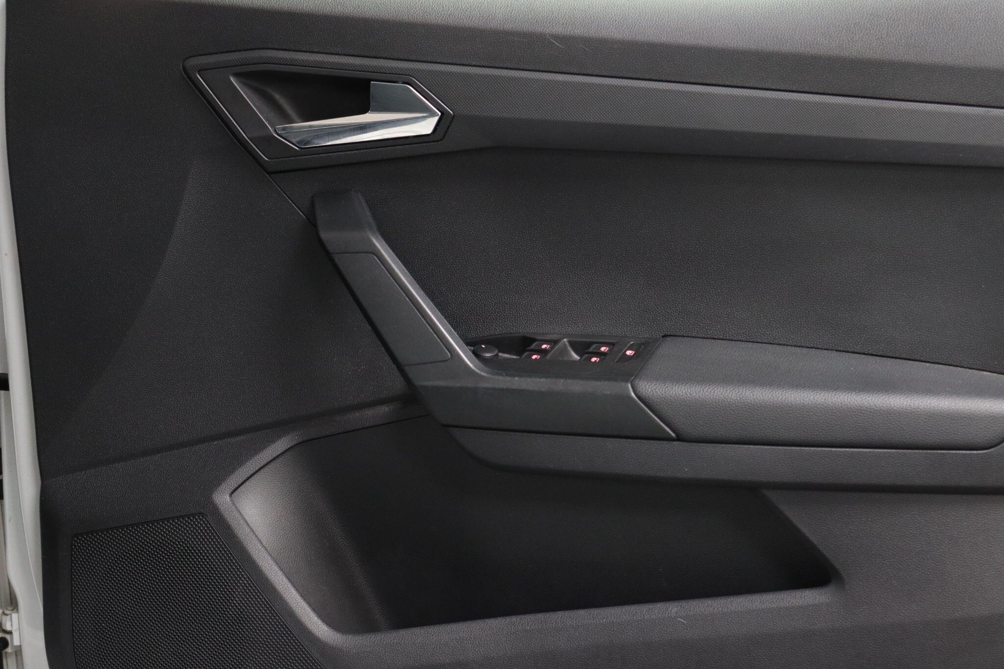Seat Arona view 36