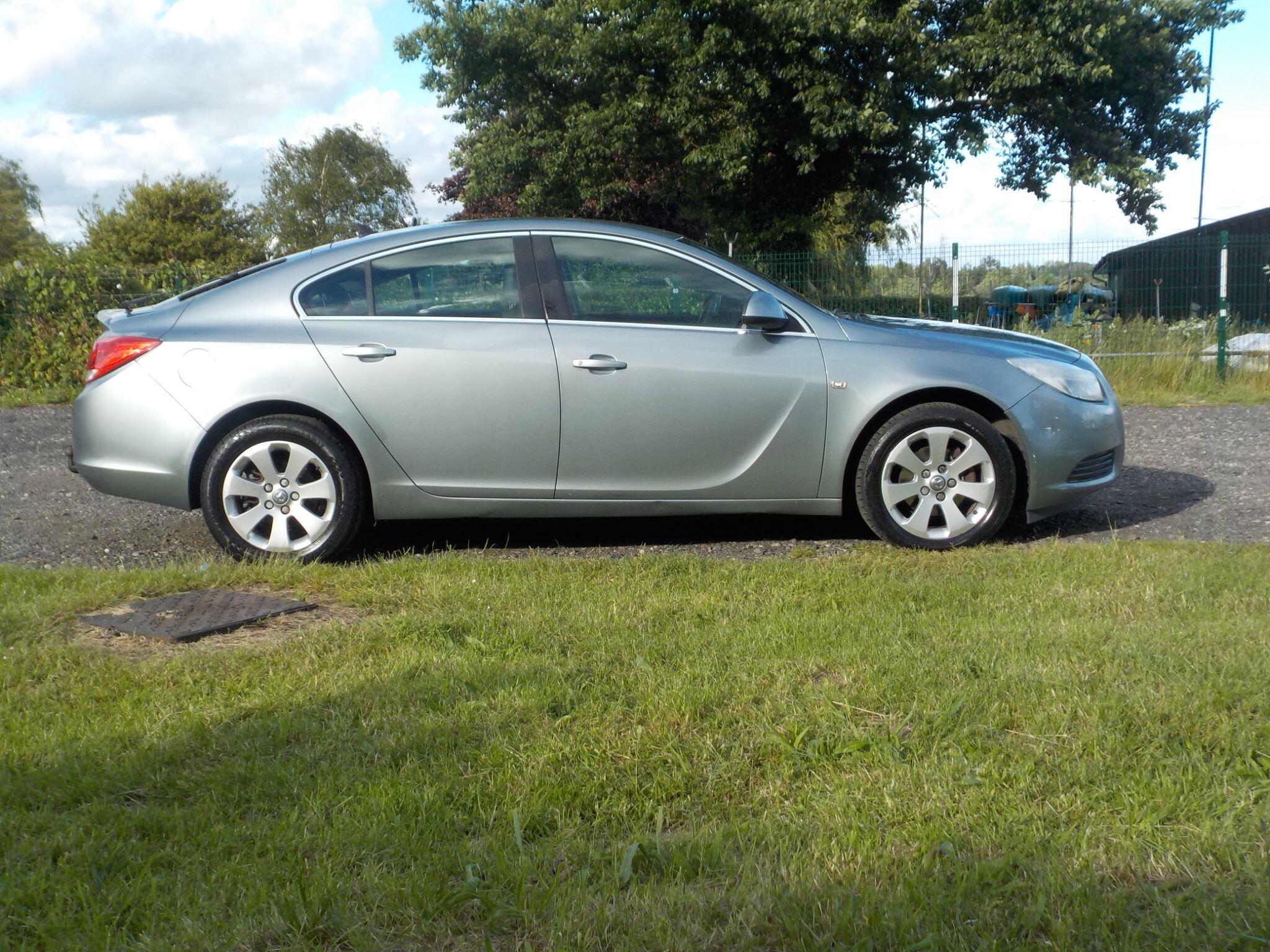 Vauxhall Insignia 2.0 CDTi ecoFLEX Tech Line Euro 5 (s/s) 5dr