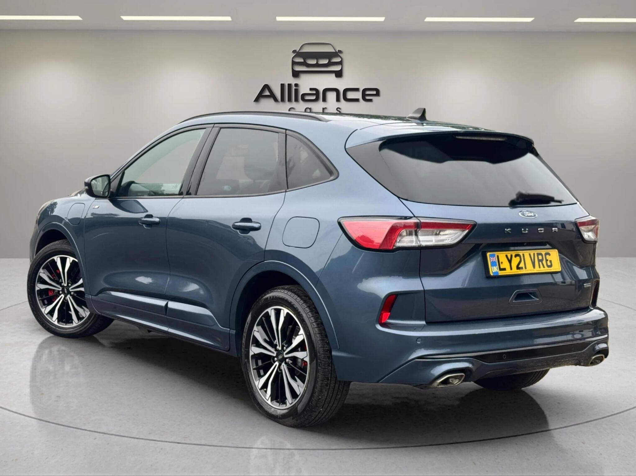 Ford Kuga view 4