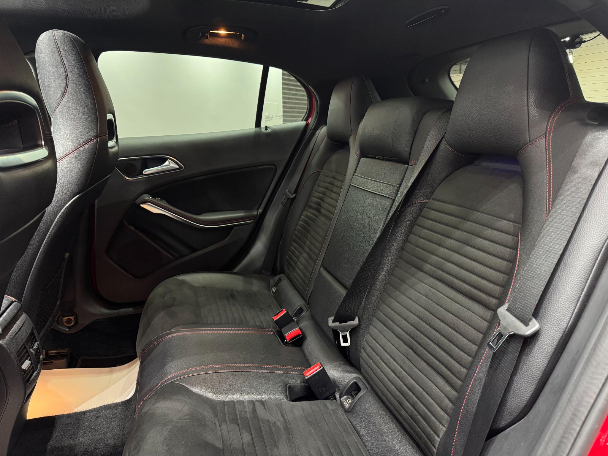 Mercedes-Benz GLA view 51