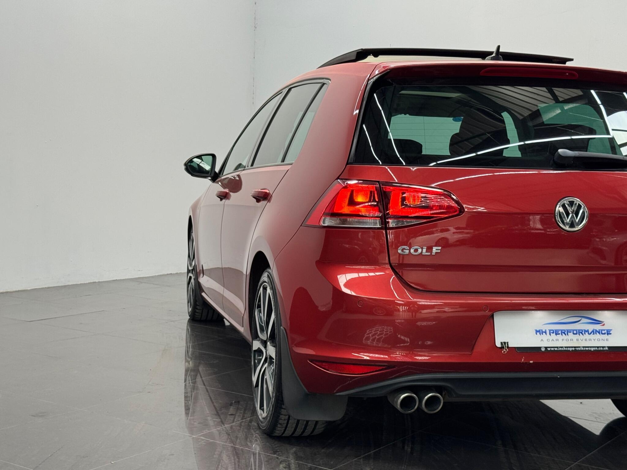 Volkswagen Golf view 19