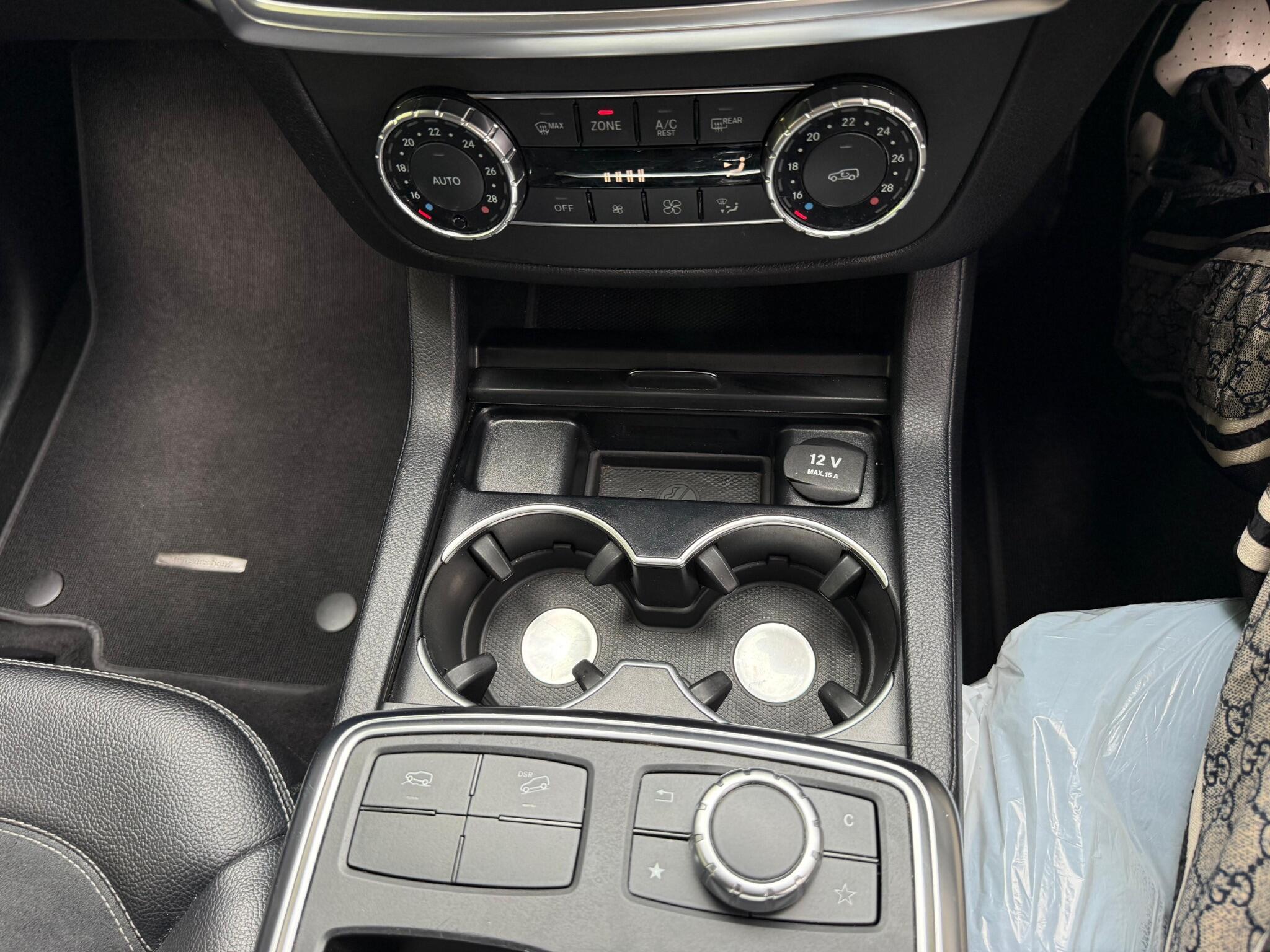 Mercedes-Benz M Class view 14