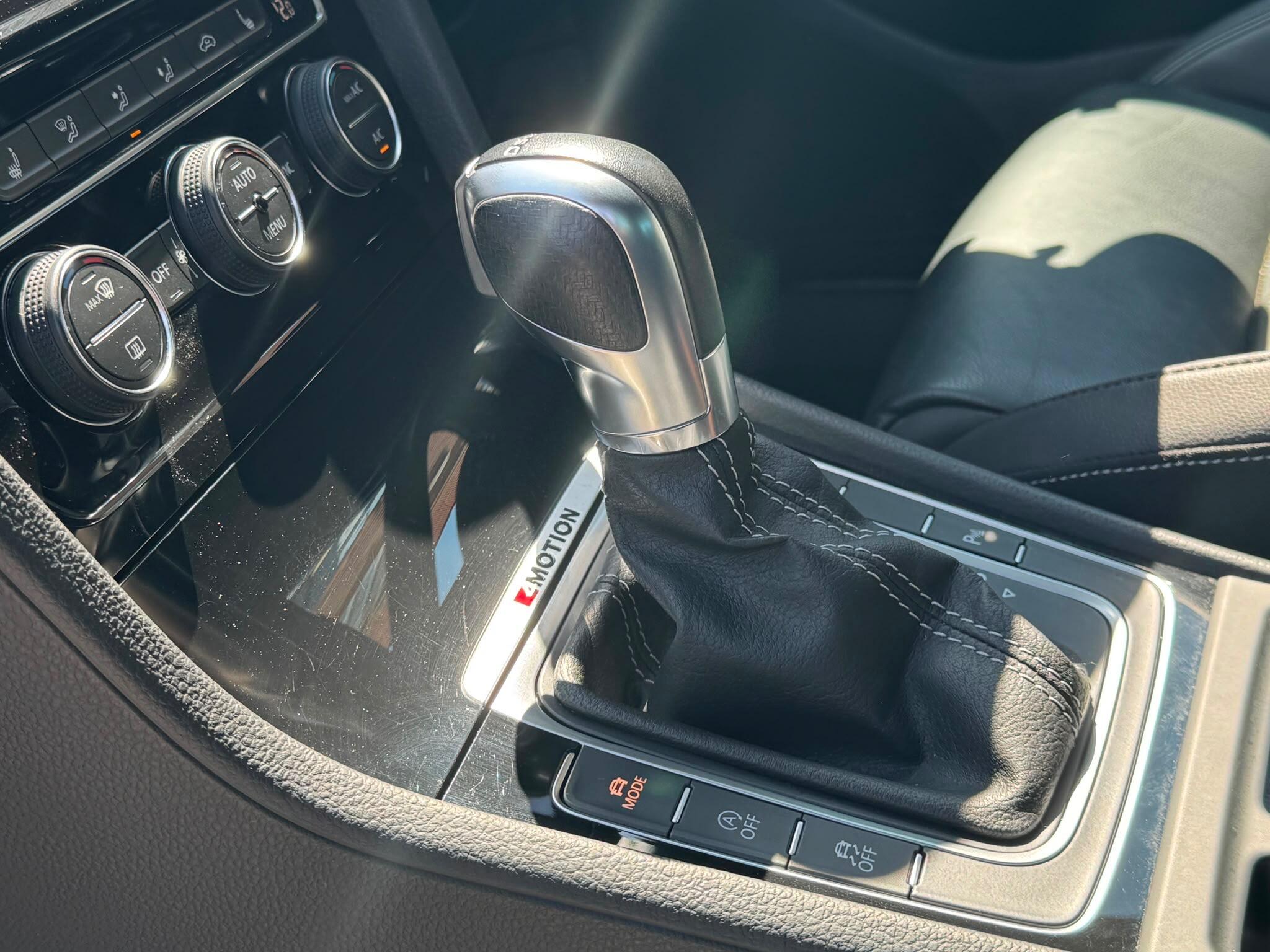 Volkswagen Golf view 16