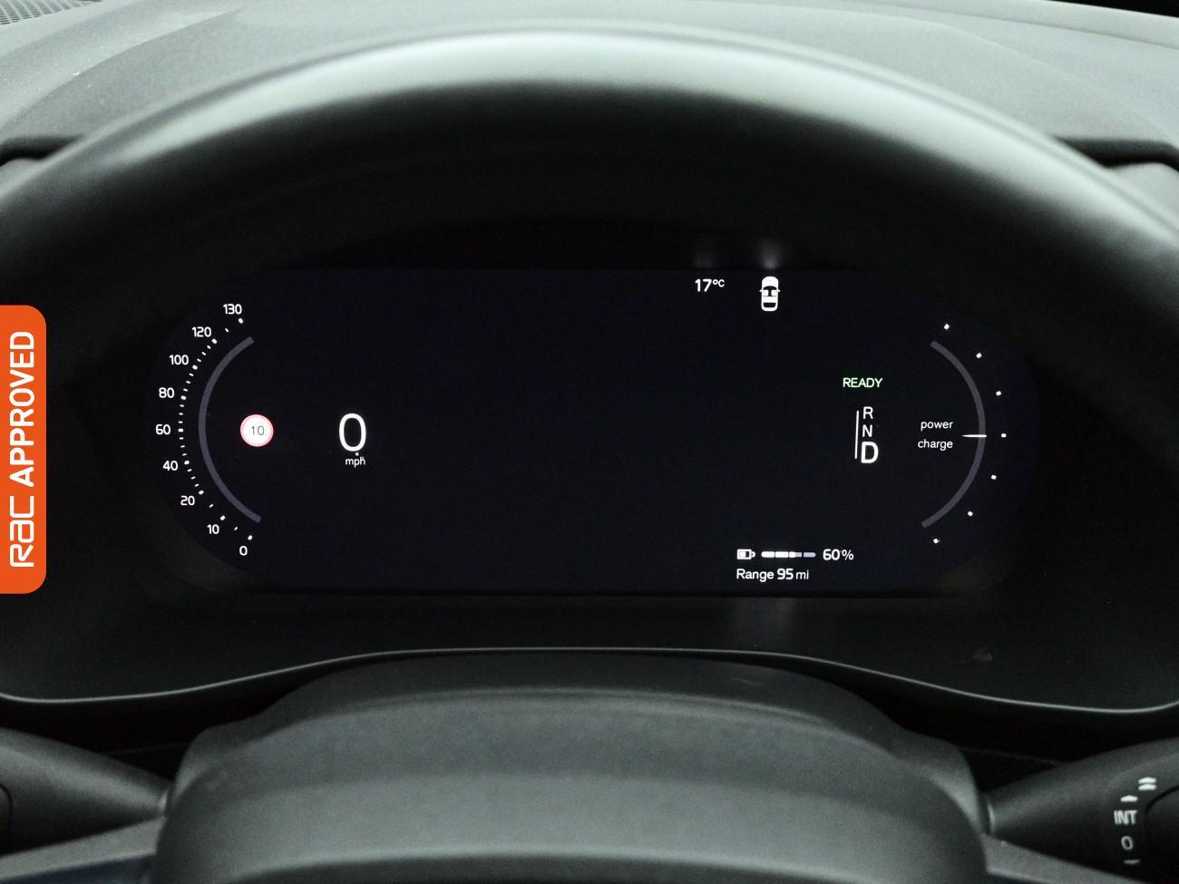 Volvo XC40 view 12