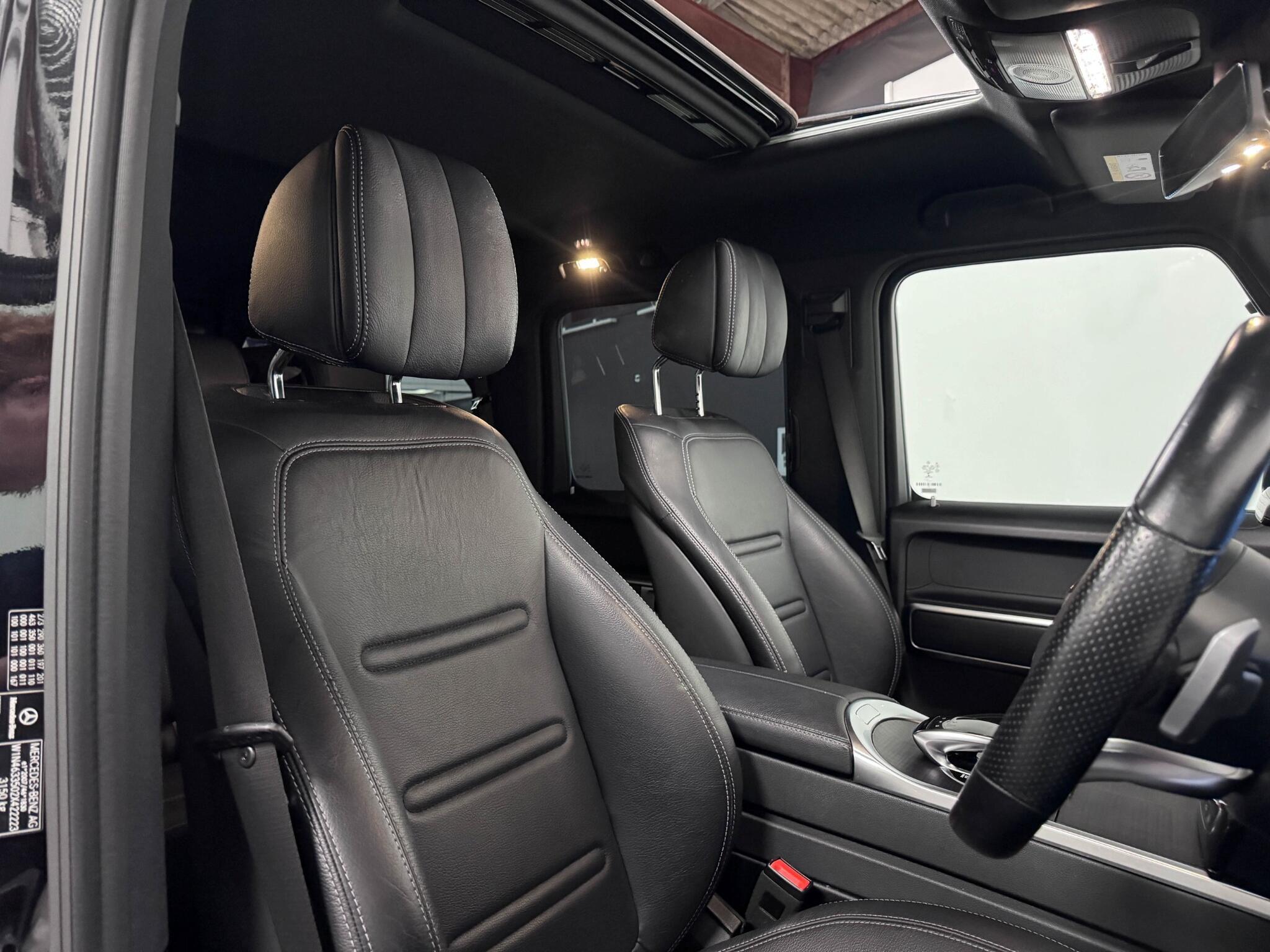 Mercedes-Benz G-Class view 30