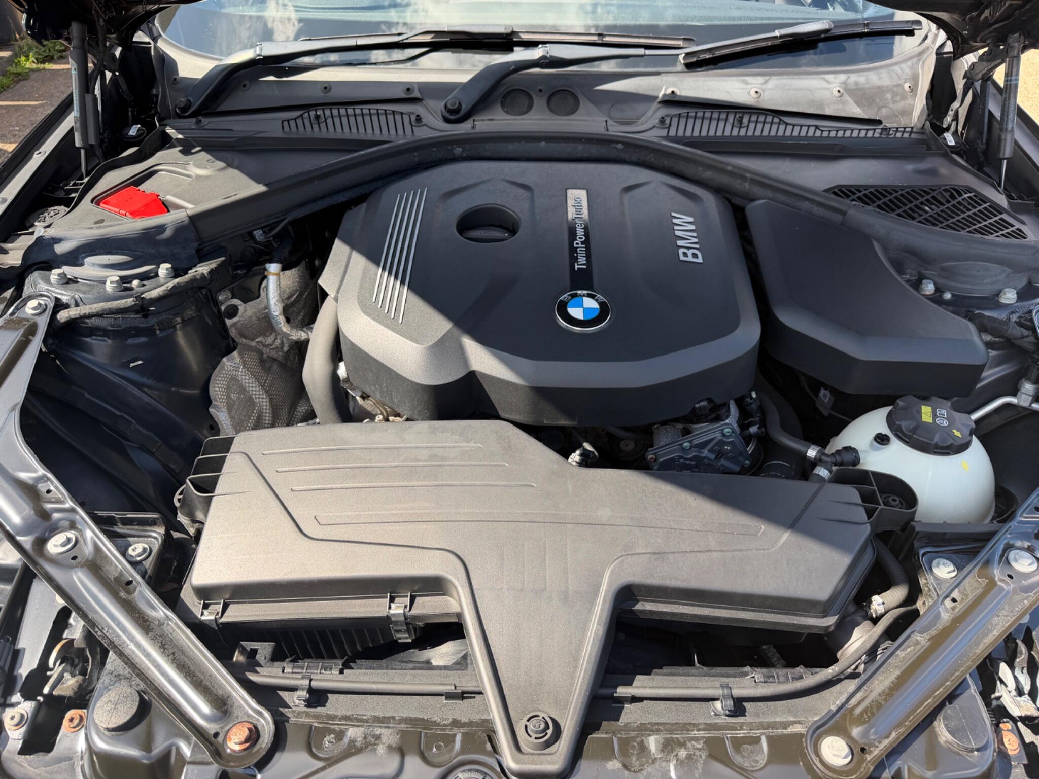 BMW 2 Series view 27