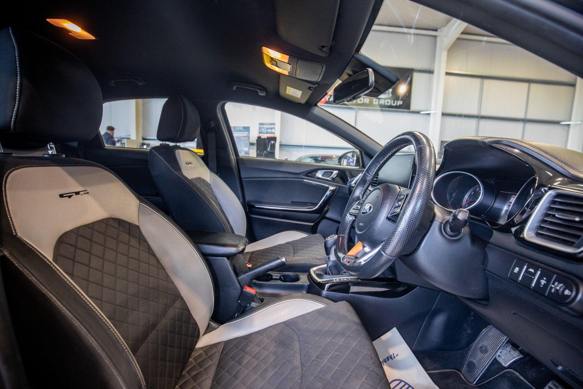 Kia Ceed view 9