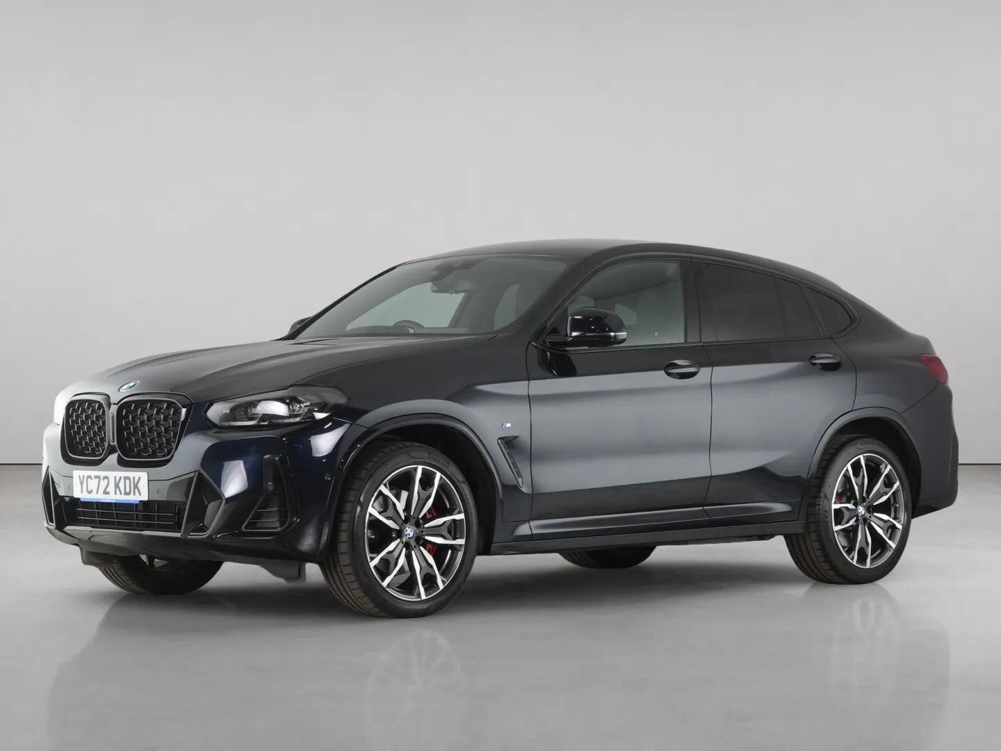 BMW X4 view 2