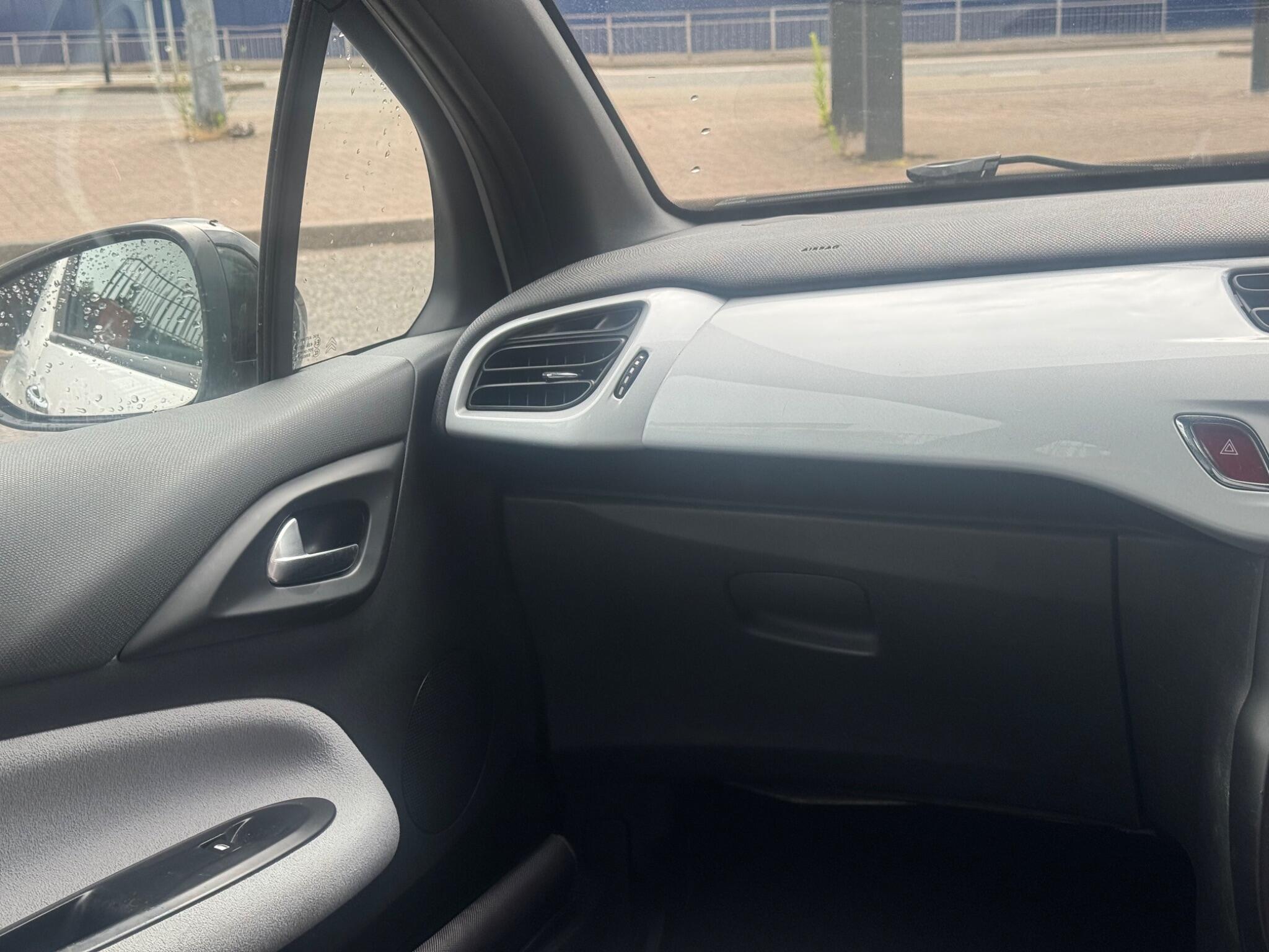 Citroen DS3 view 41