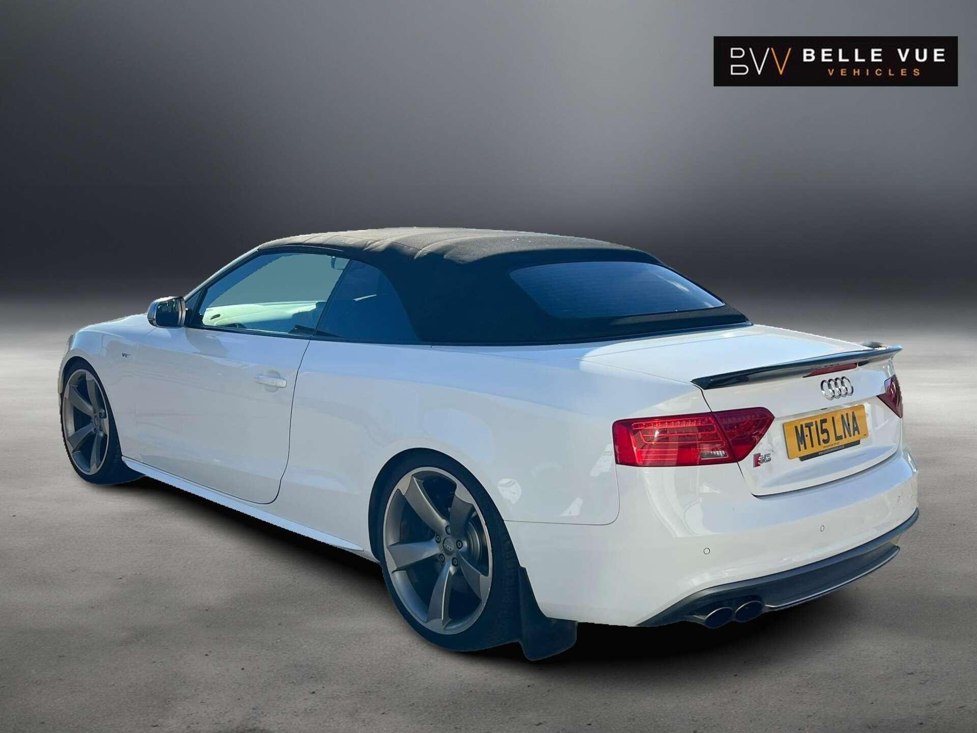 Audi S5 view 7