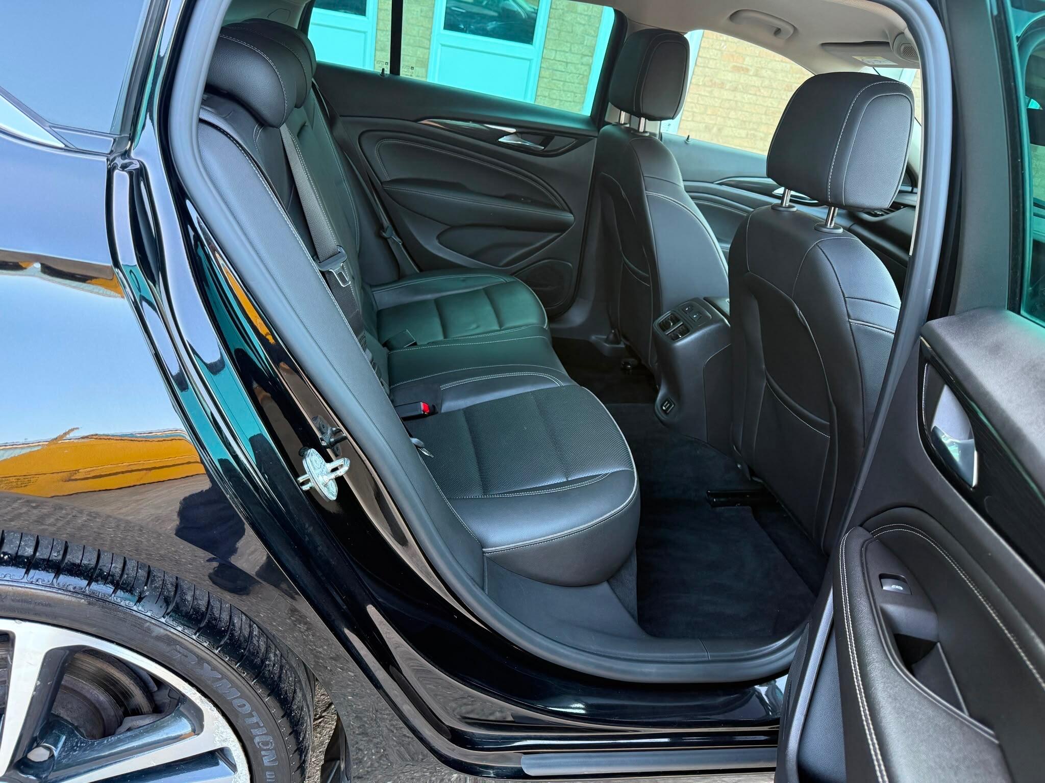Vauxhall Insignia view 13
