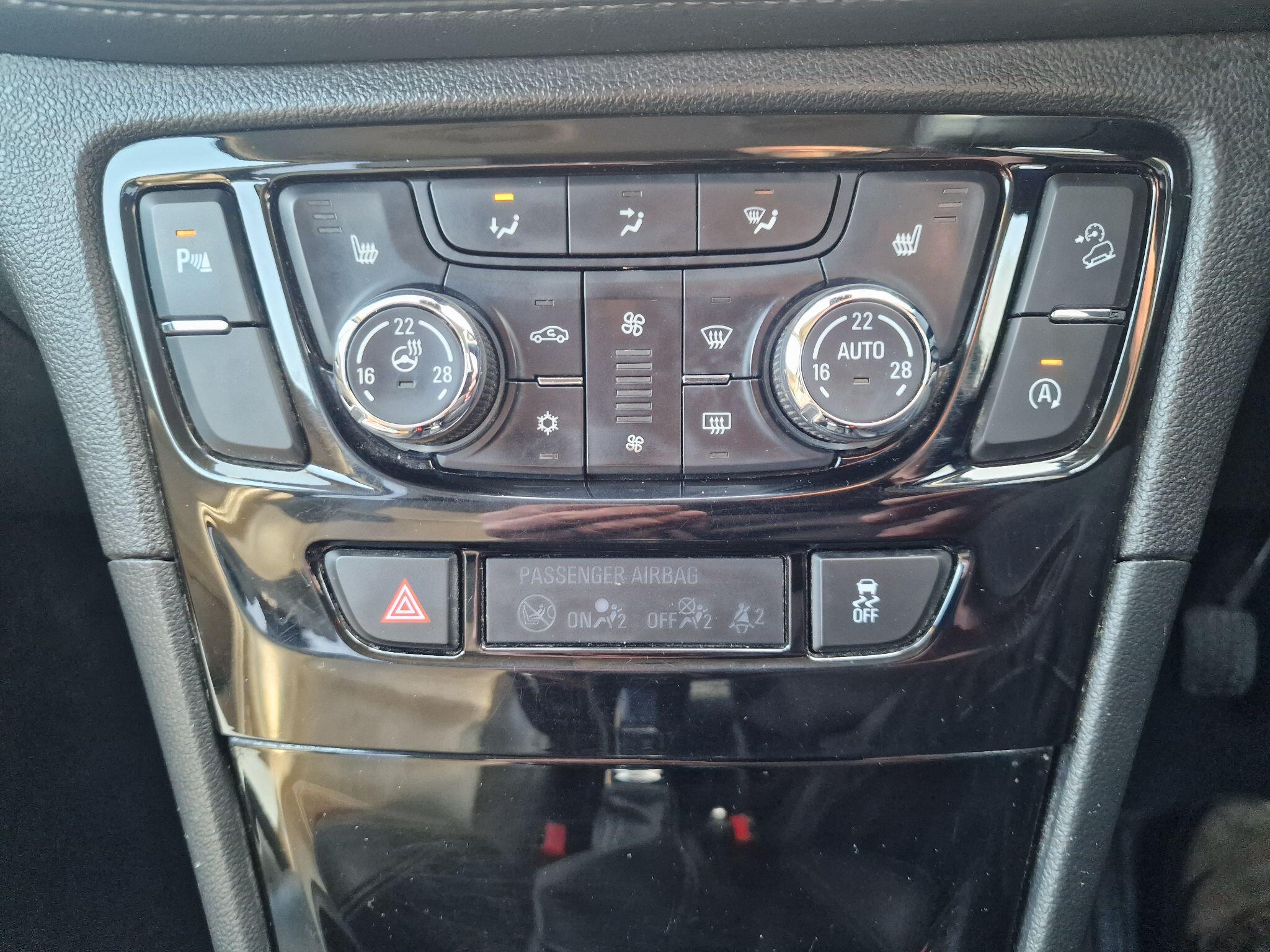 Vauxhall Mokka X view 35