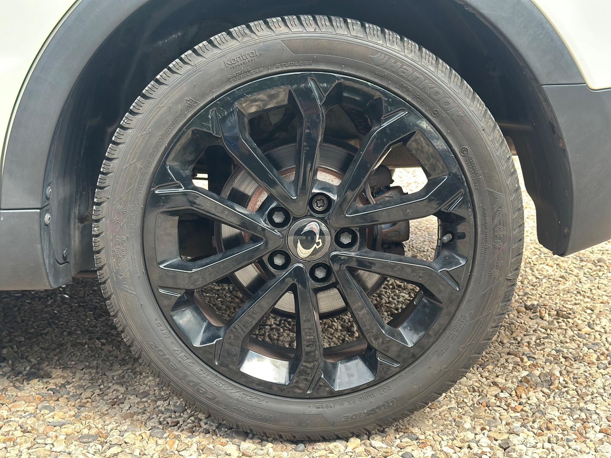 KGM Tivoli view 57