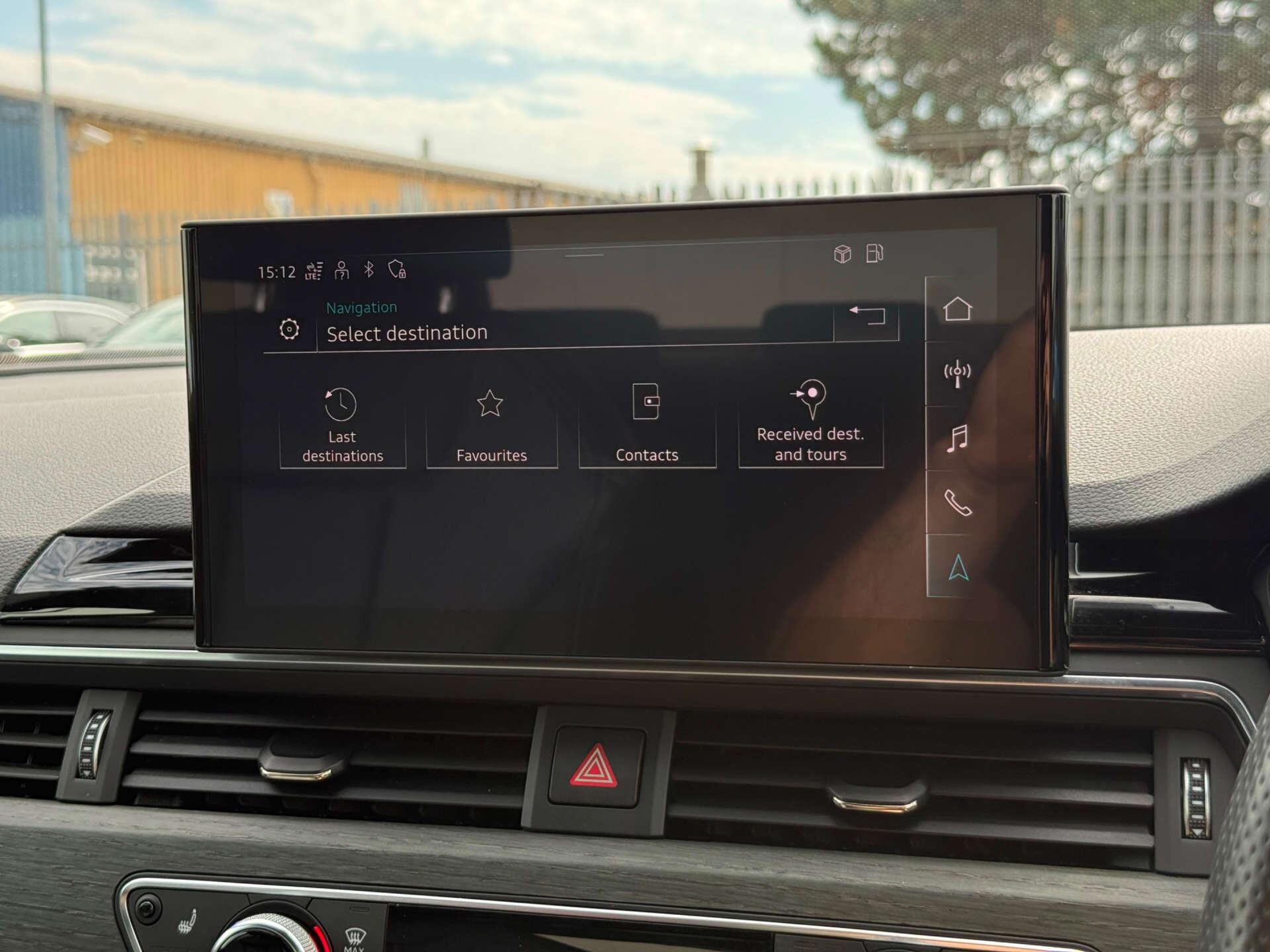 Audi A4 view 77