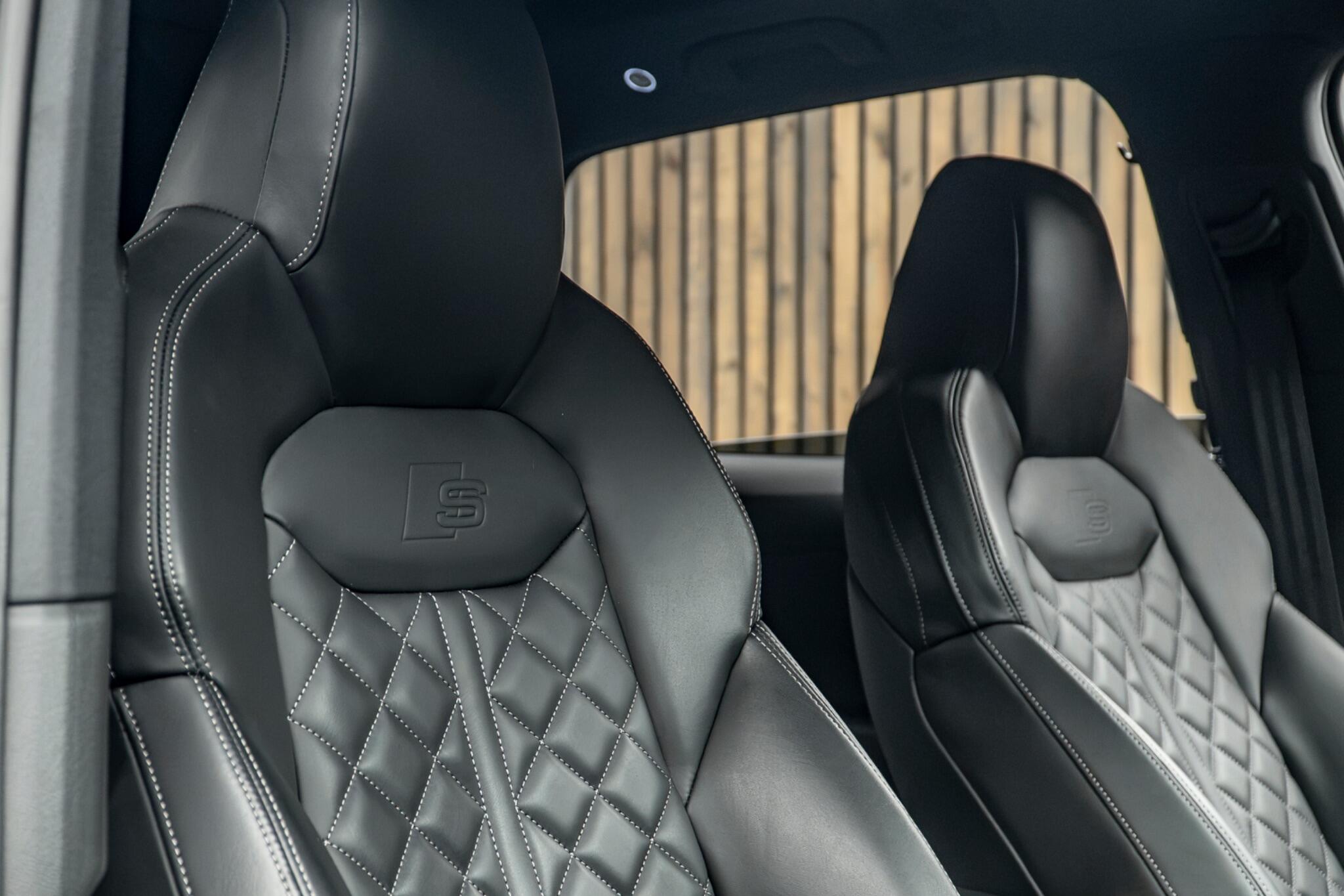 Audi SQ7 view 38