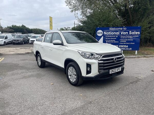 White 2022 Ssangyong Musso Pickup Truck All-wheel drive Manual