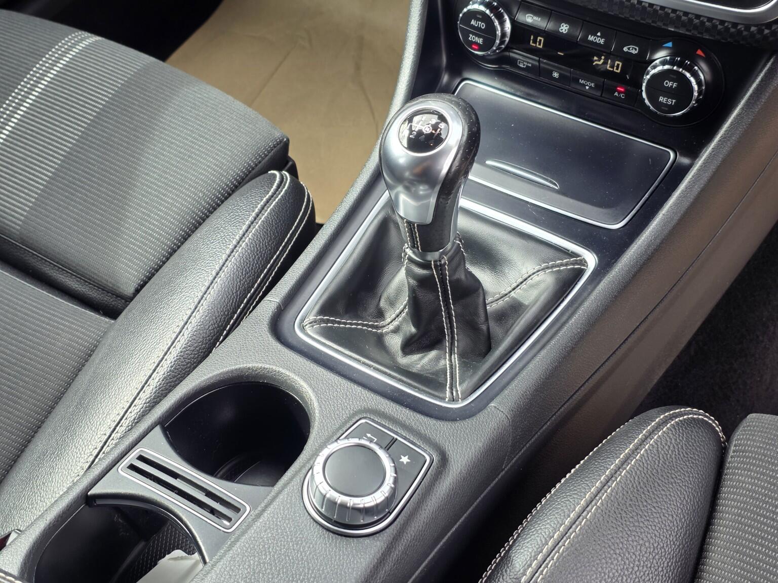 Mercedes-Benz A-Class view 23
