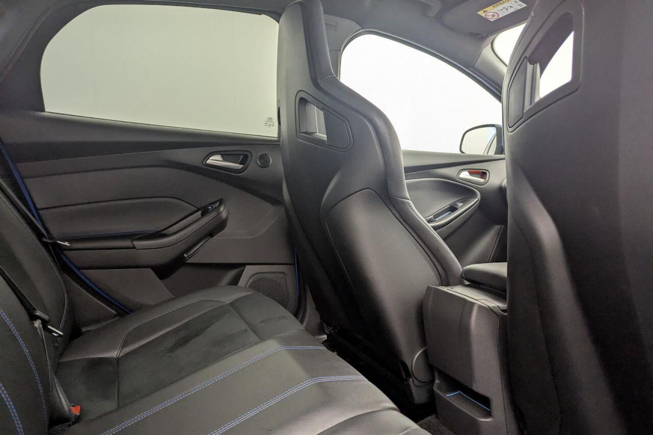 Ford Focus view 20