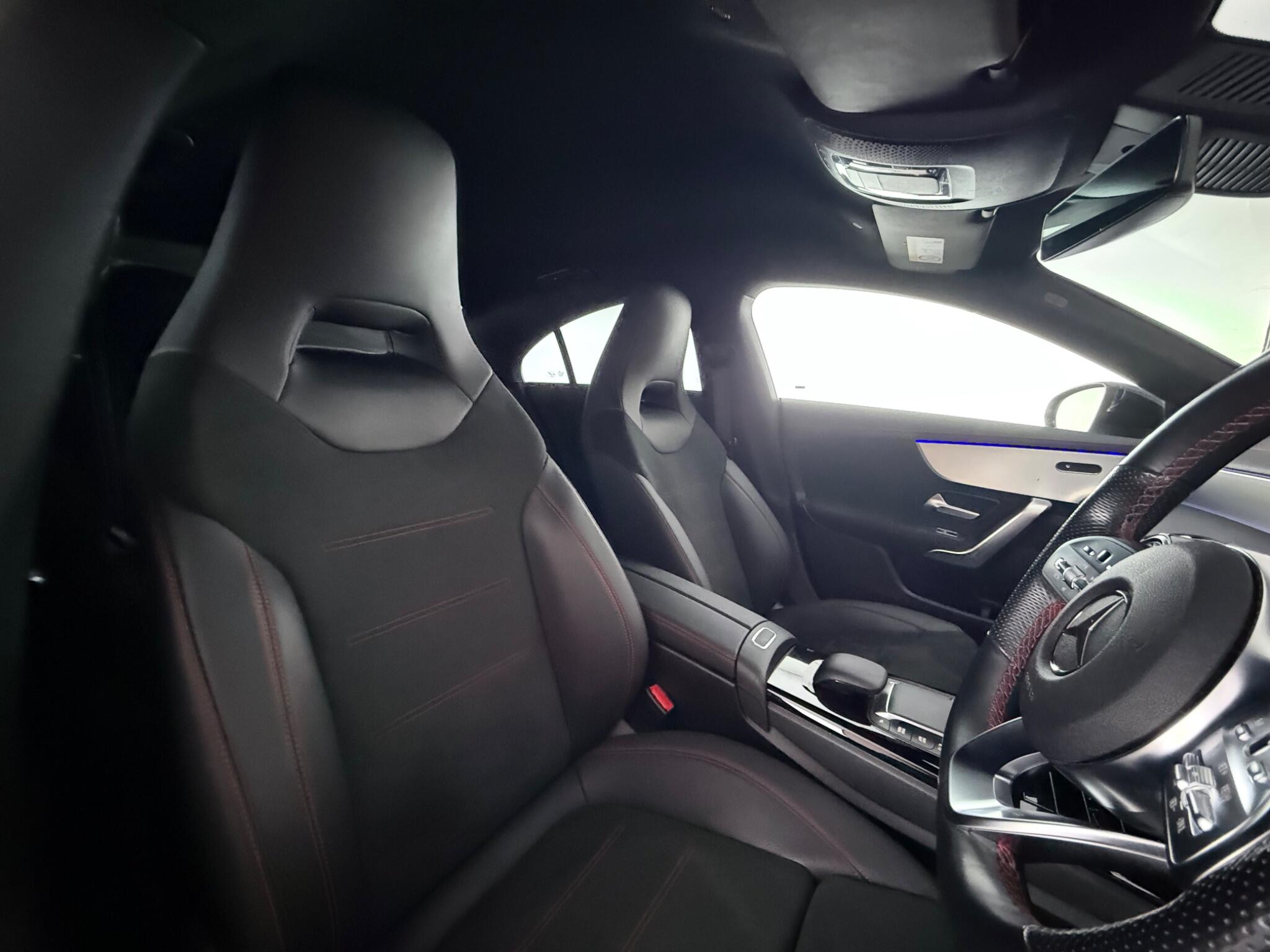 Mercedes-Benz Cla view 28