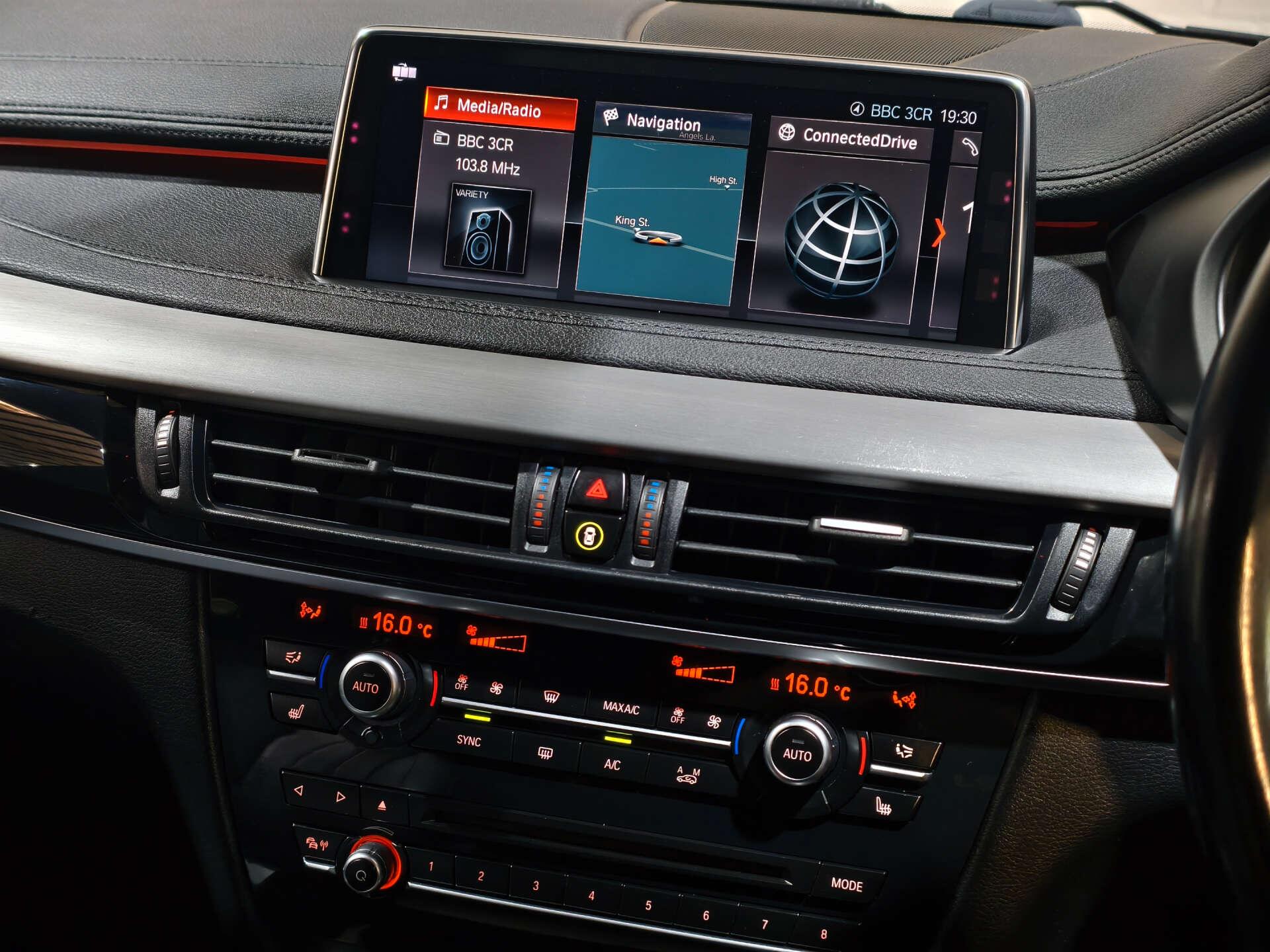 BMW X6 view 35