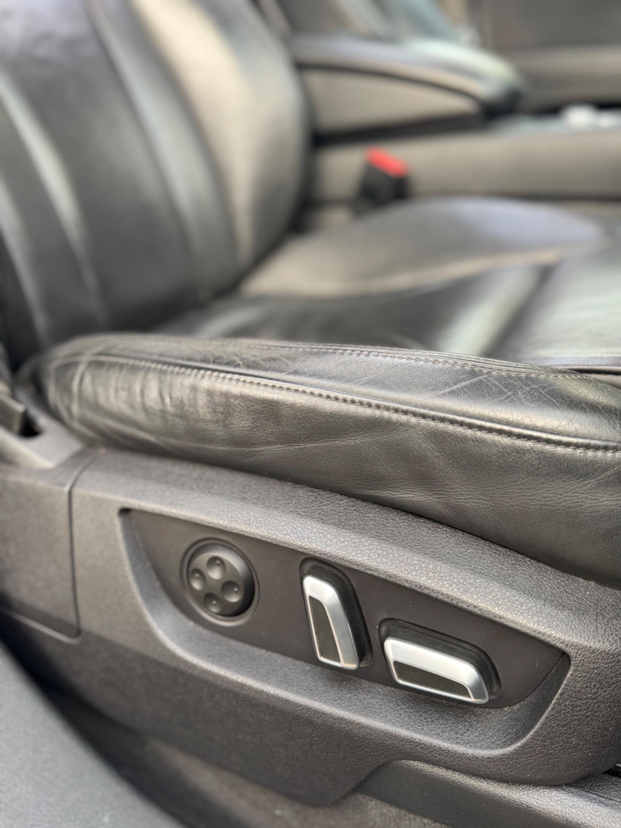 2014 Audi Q7 3.0 TDI V6 S line Sport Edition Tiptronic quattro Euro 5 (s/s) 5dr image 60