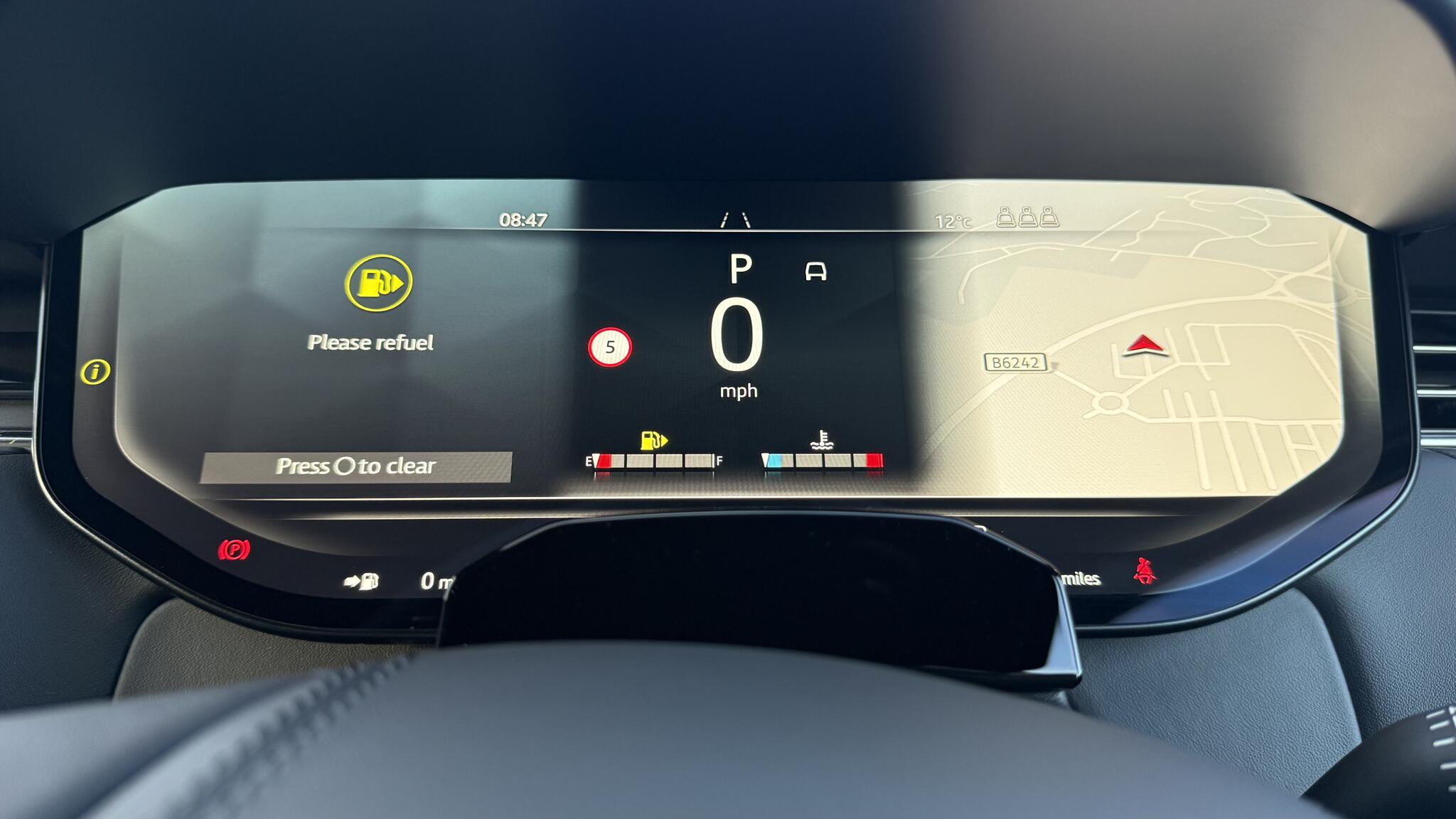 Land Rover Range Rover Sport view 16