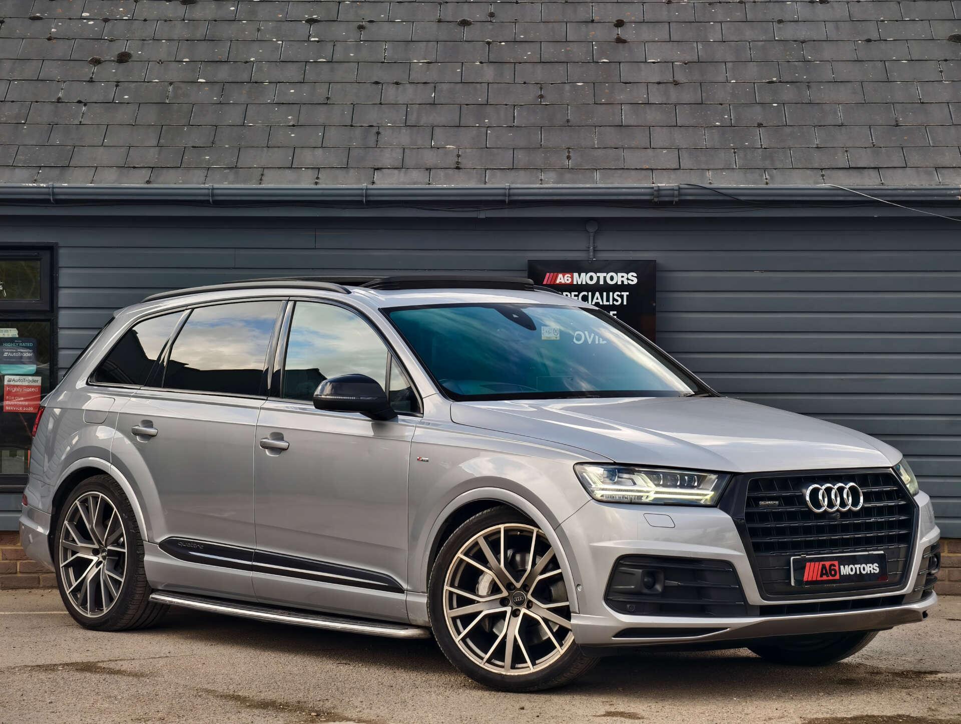 Audi Q7 main image