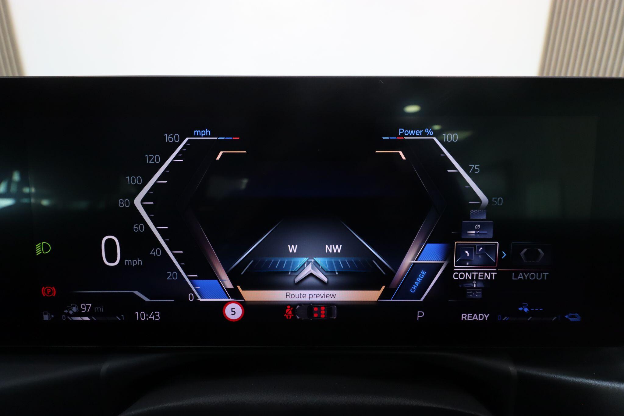 BMW 3 Series view 37