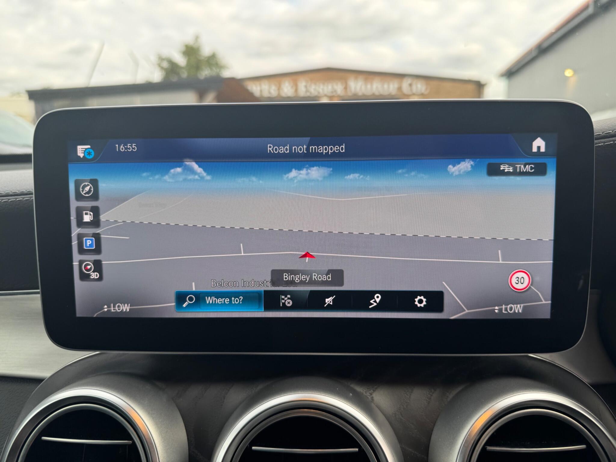 Mercedes-Benz GLC view 46