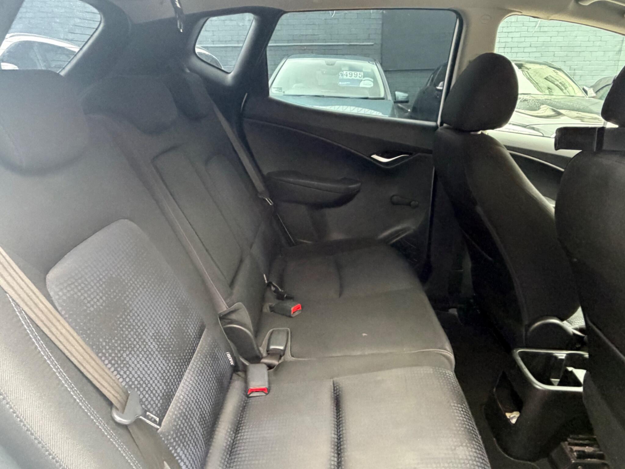 Hyundai Ix20 view 17