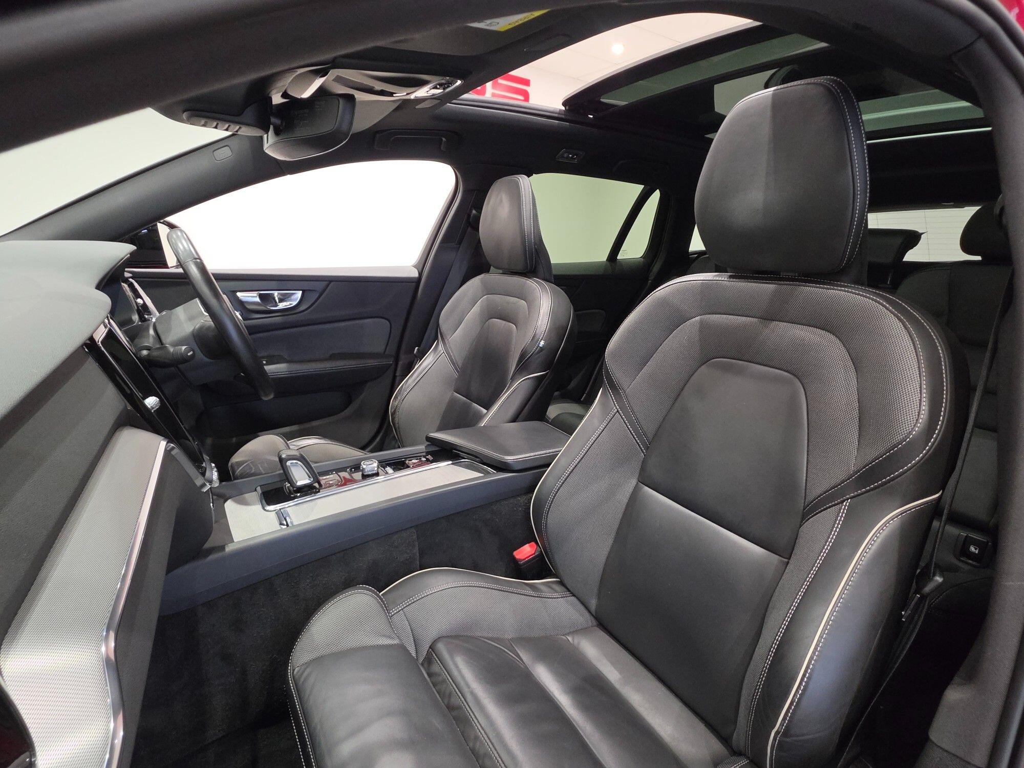 Volvo V60 view 98
