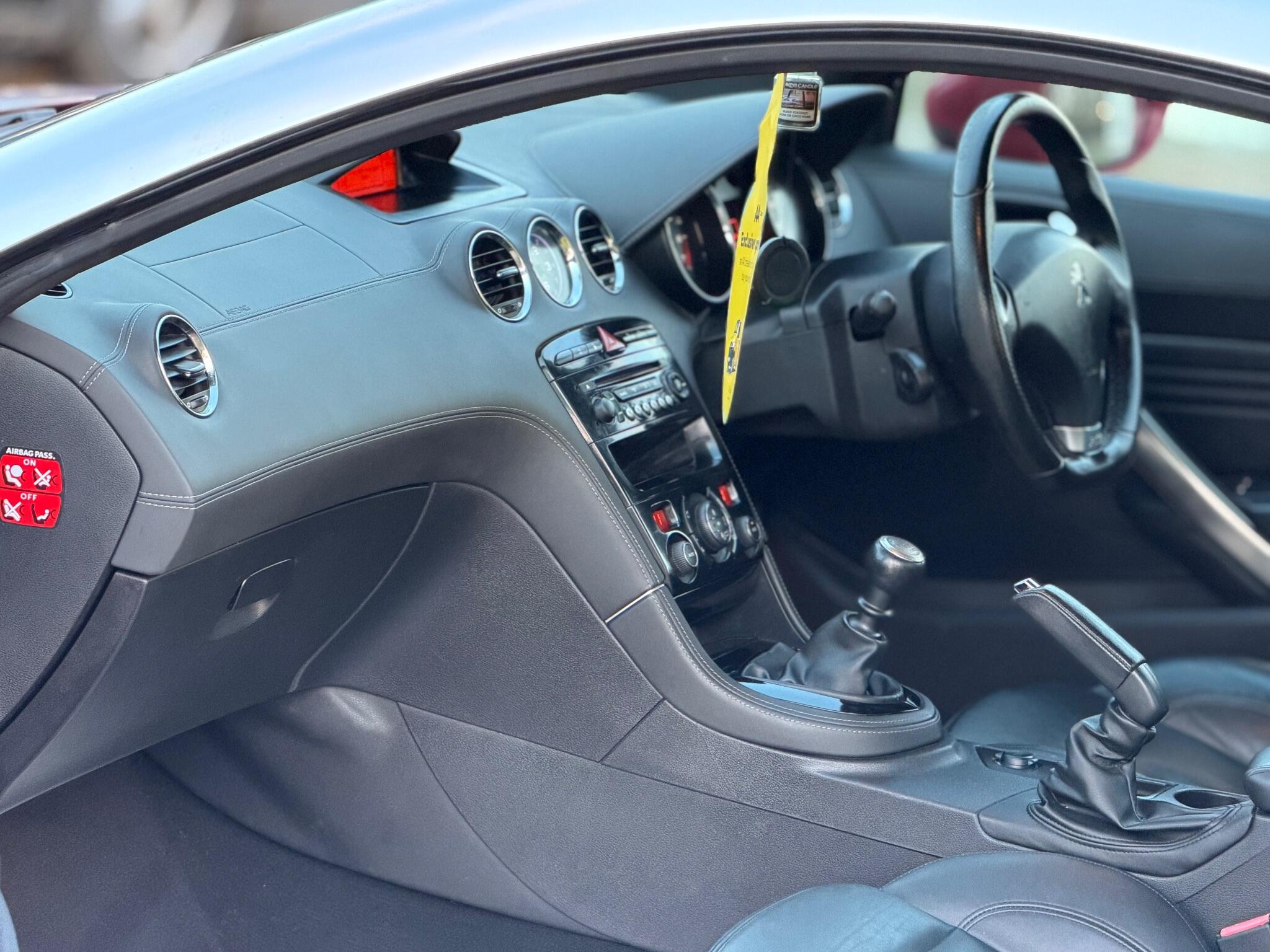 2014 Peugeot RCZ 1.6 THP GT Euro 5 2dr image 15