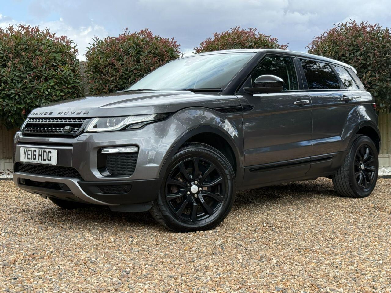 Land Rover Range Rover Evoque view 4