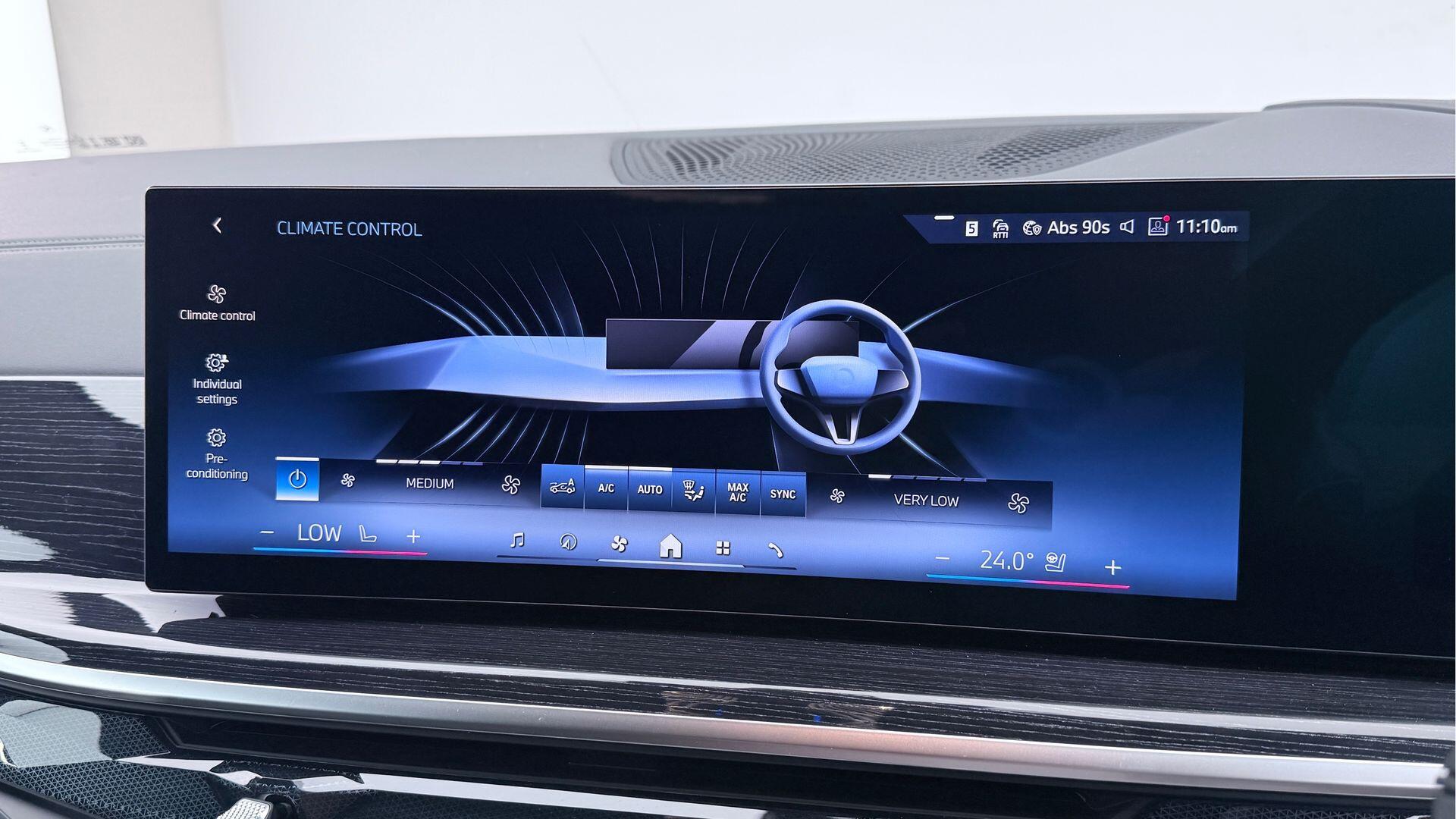 BMW X5 view 24