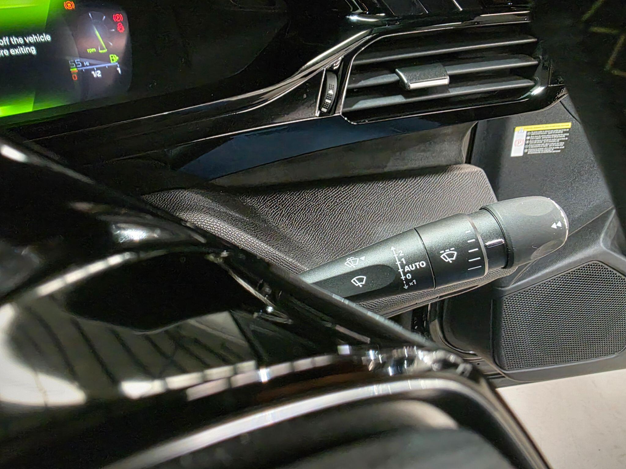 Peugeot 408 view 17