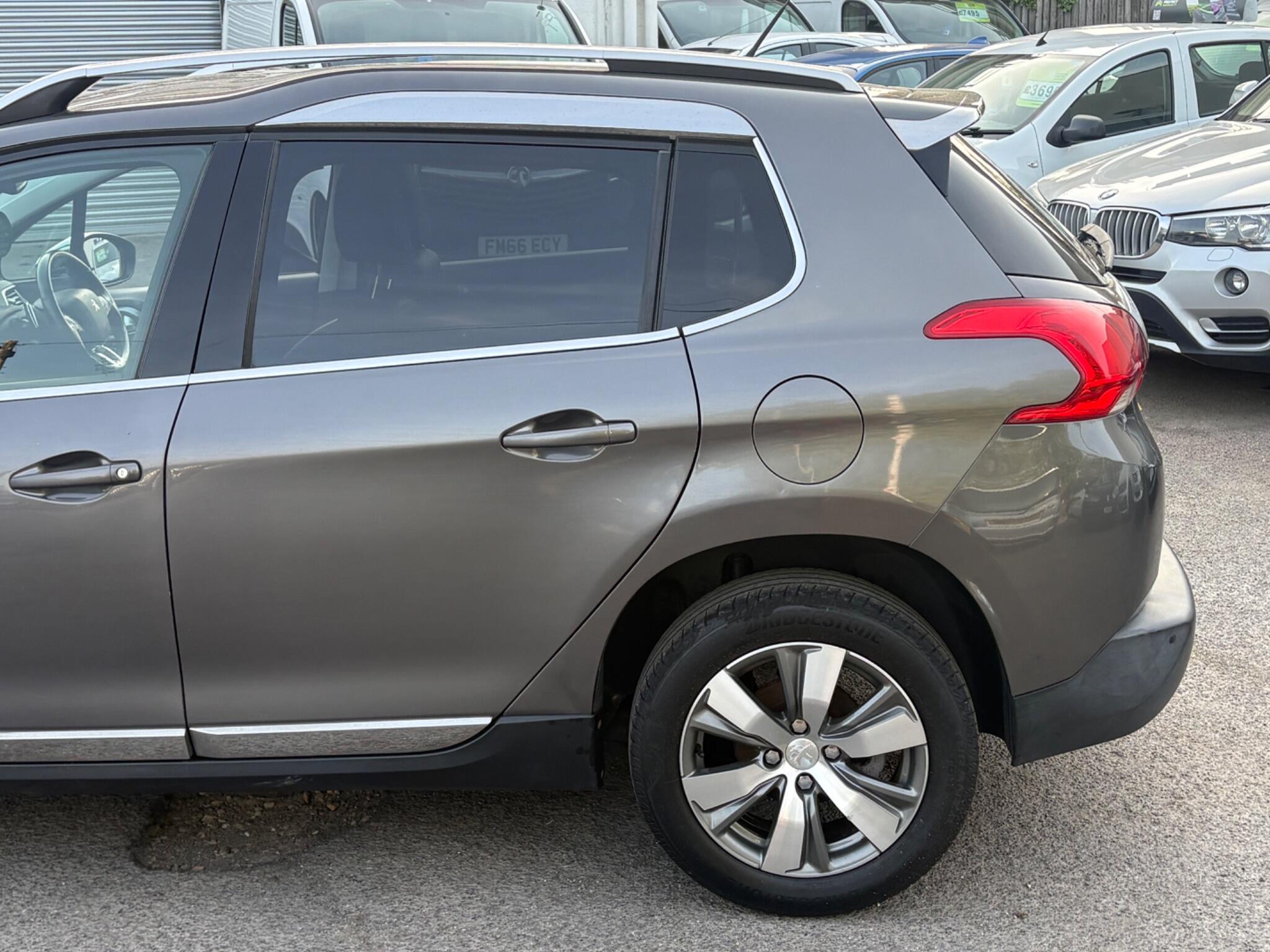 Peugeot 2008 - Image 13