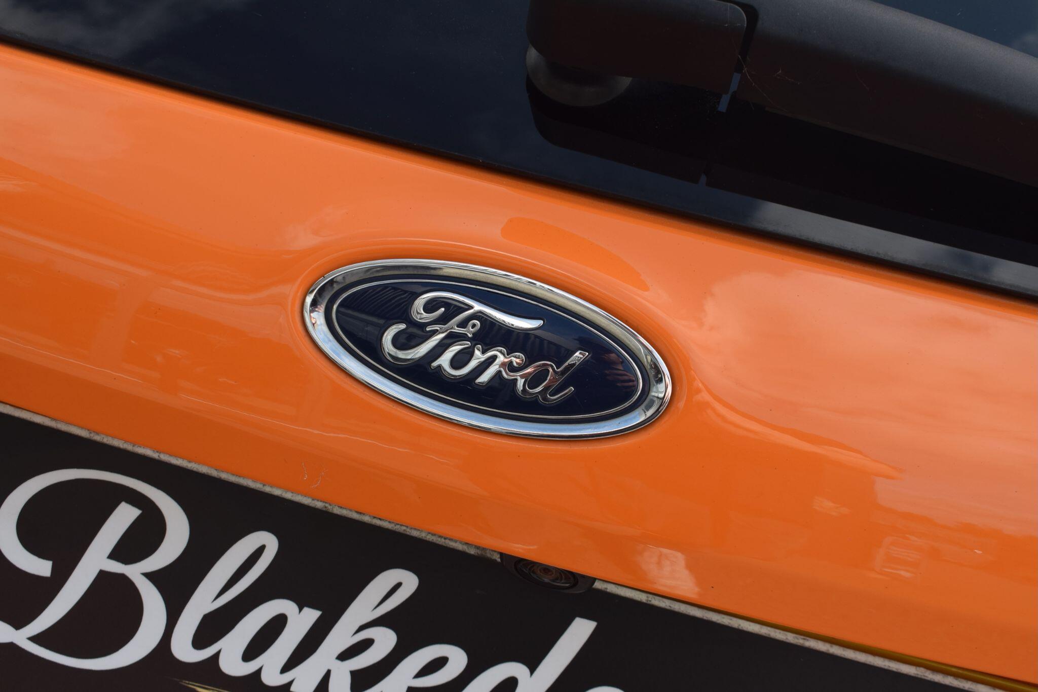 Ford Fiesta view 47