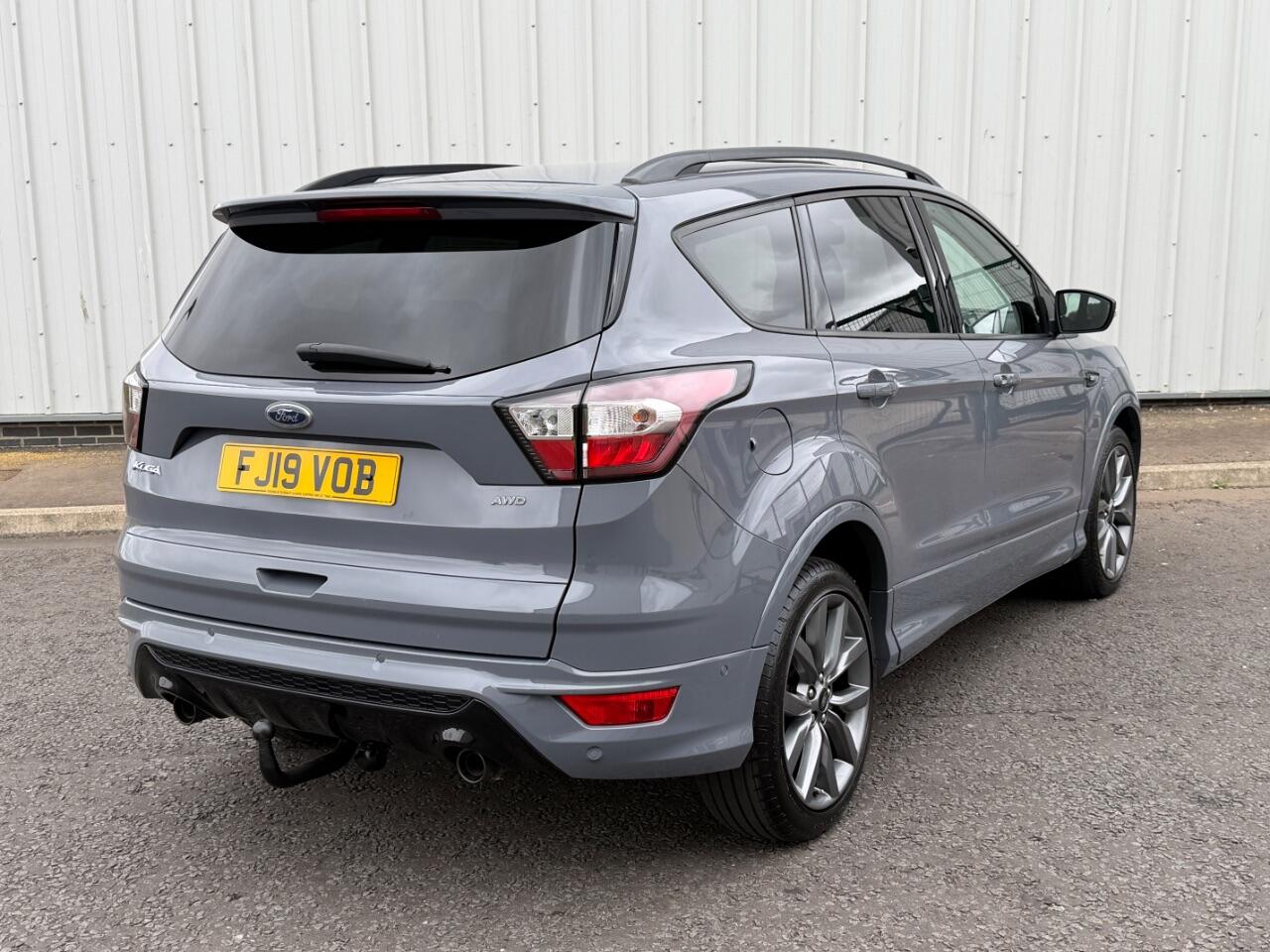 Ford Kuga view 9