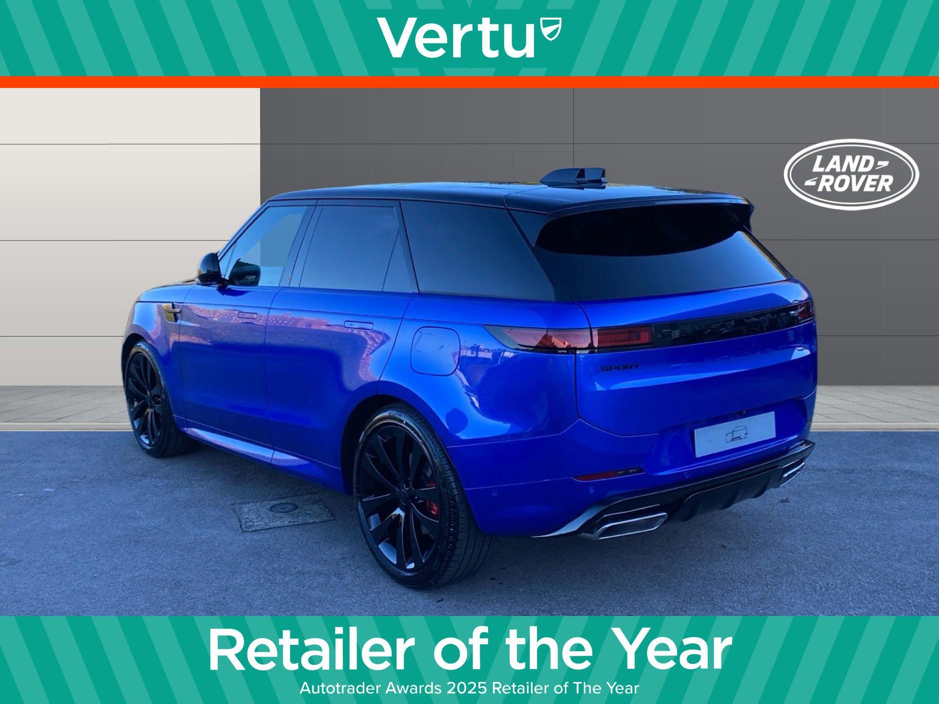 Land Rover Range Rover Sport view 2