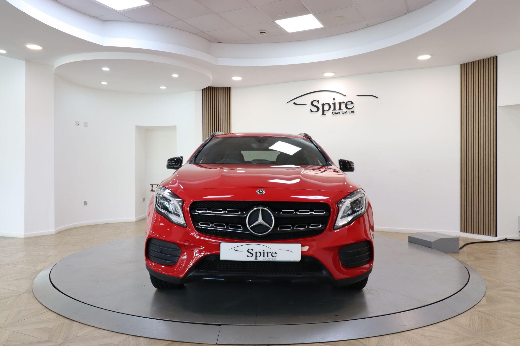 Mercedes-Benz Gla view 2