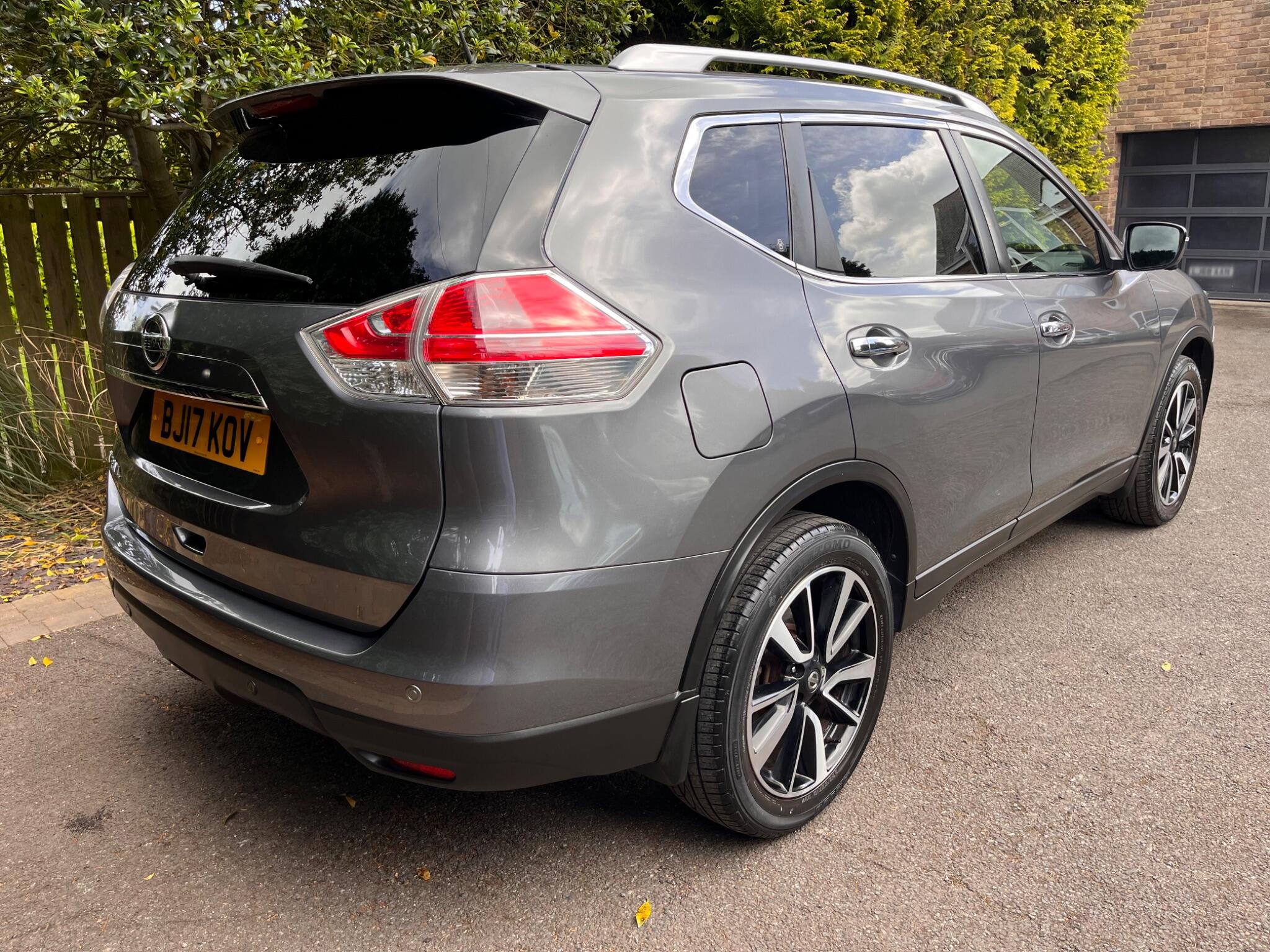 Nissan X-Trail view 15