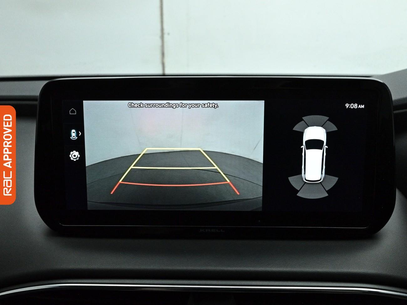Hyundai Santa FE view 3