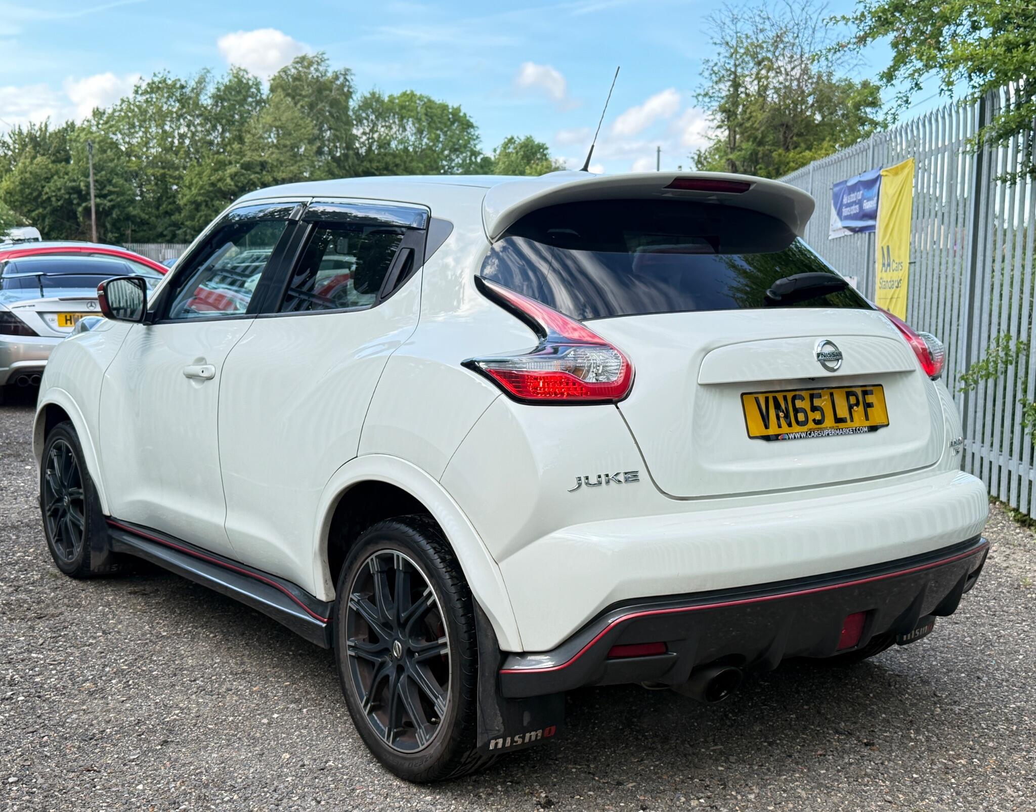 2015 Nissan Juke image 3