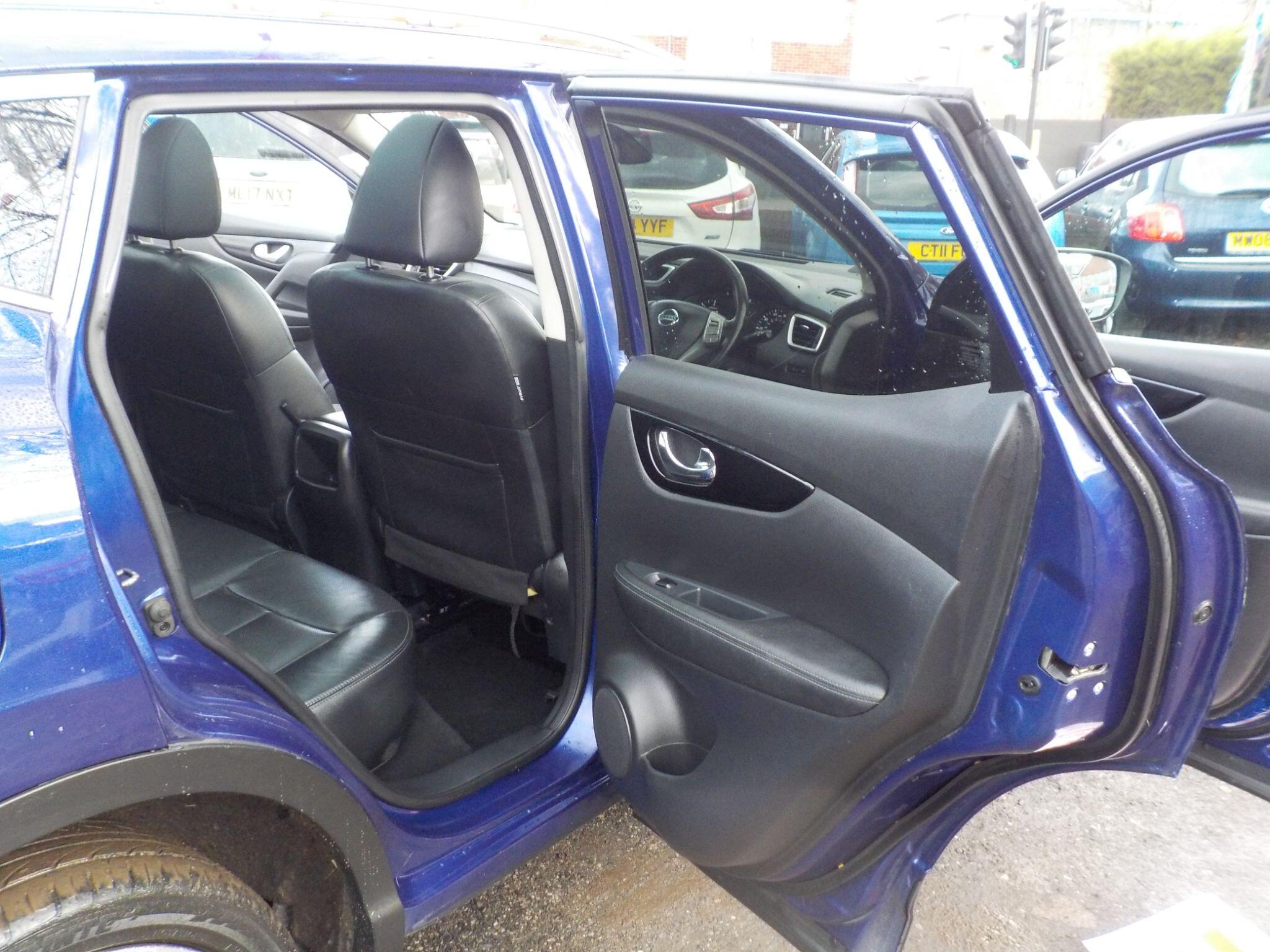 Nissan Qashqai 1.5 dCi Tekna 2WD Euro 6 (s/s) 5dr