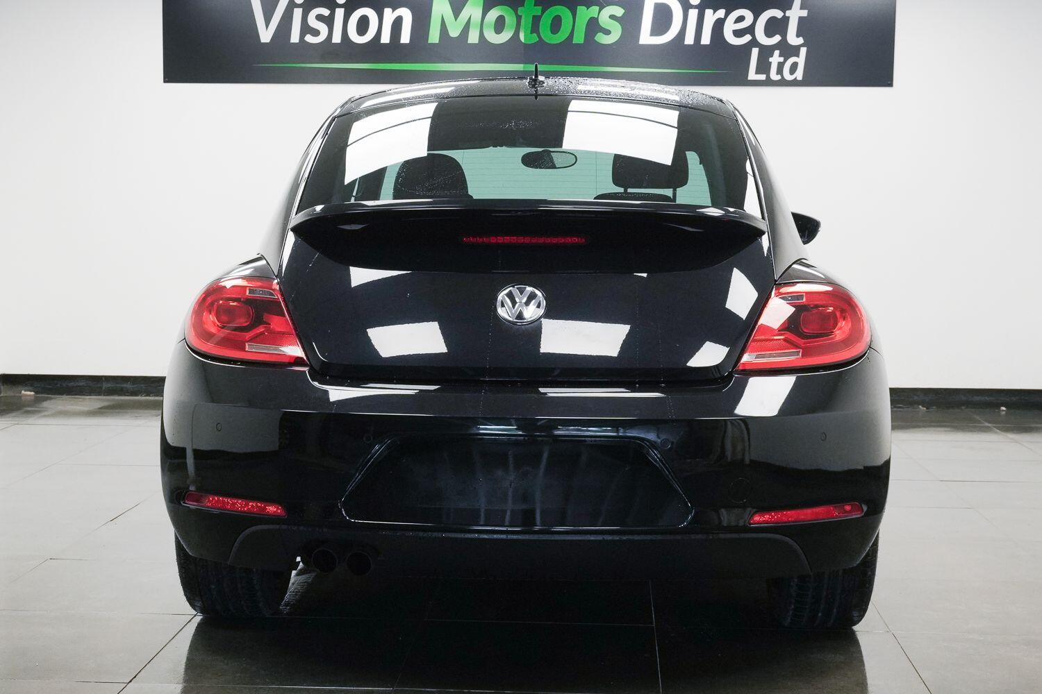 Volkswagen Beetle view 3