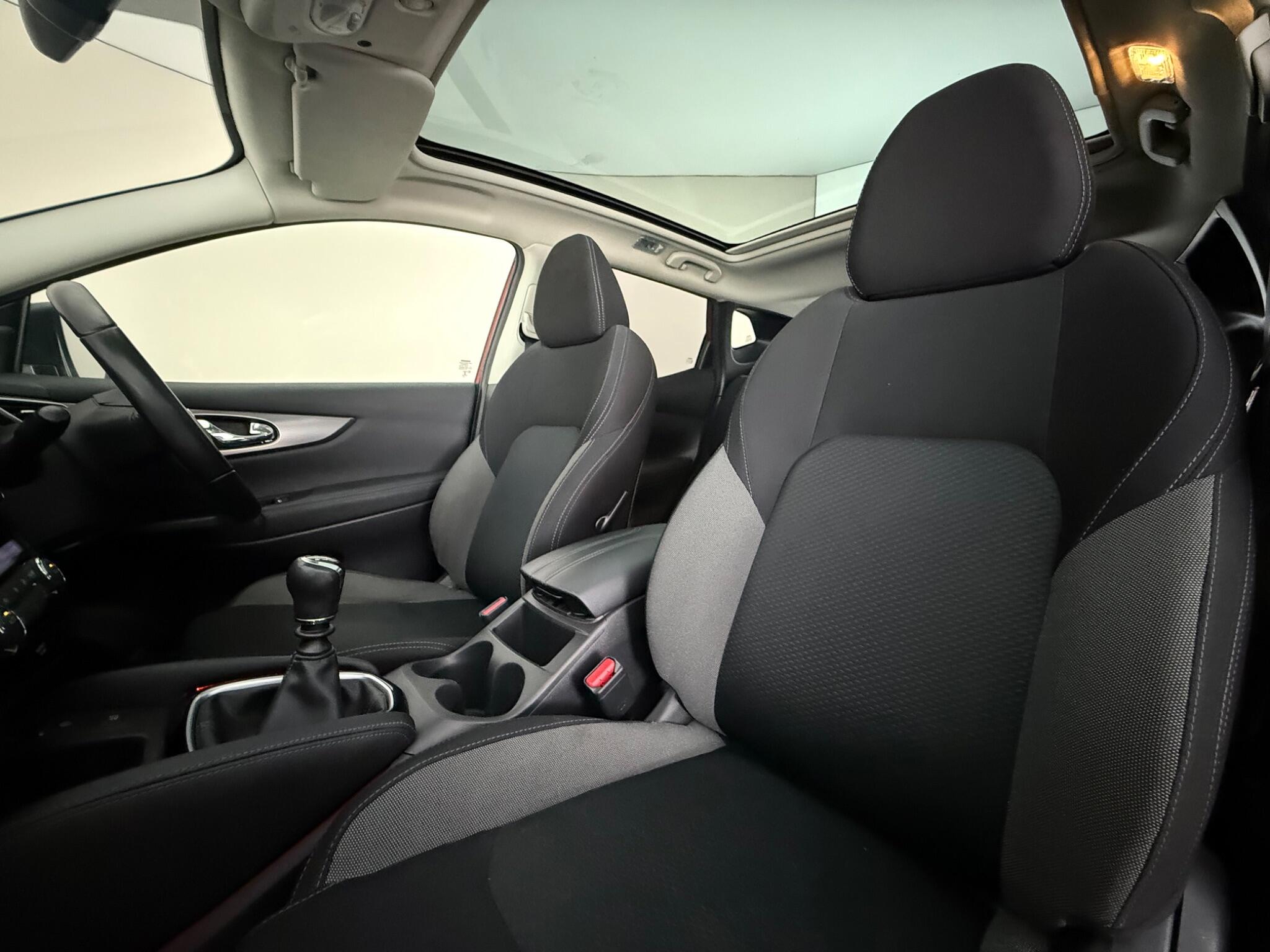 Nissan Qashqai view 28