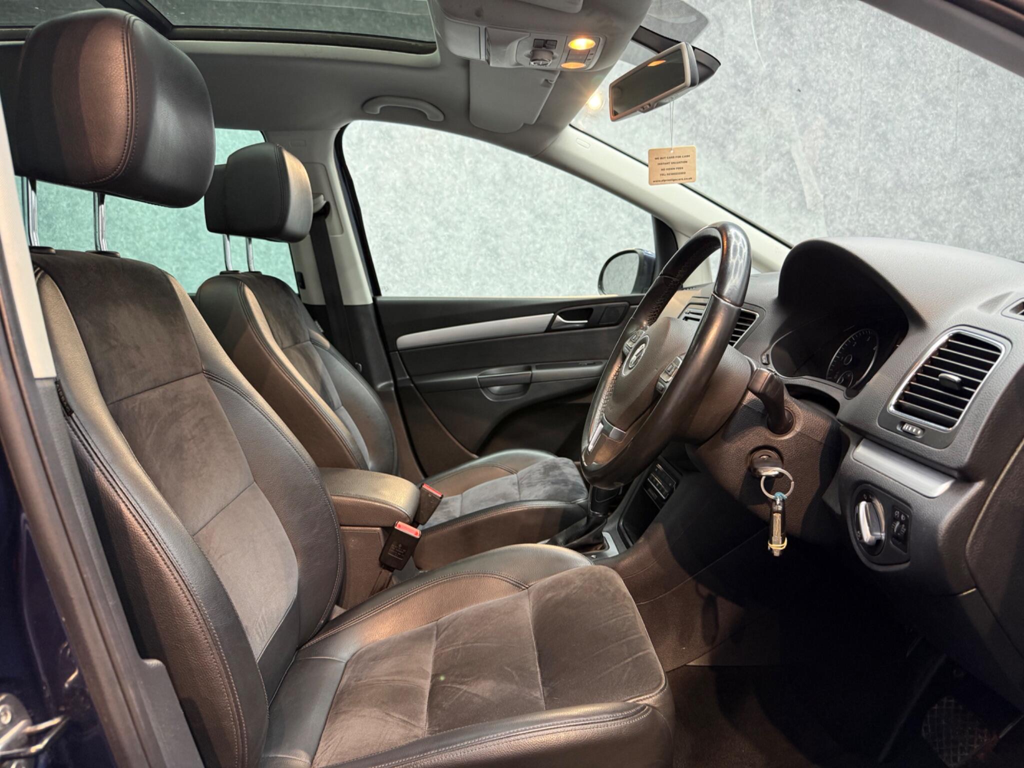 Volkswagen Sharan view 10