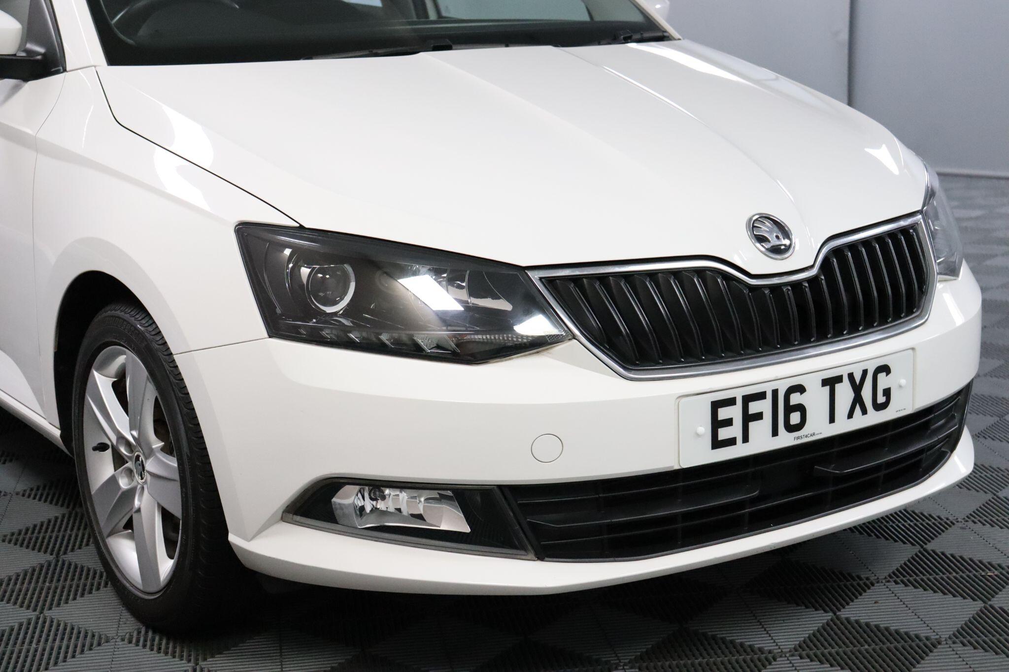 Skoda Fabia view 26