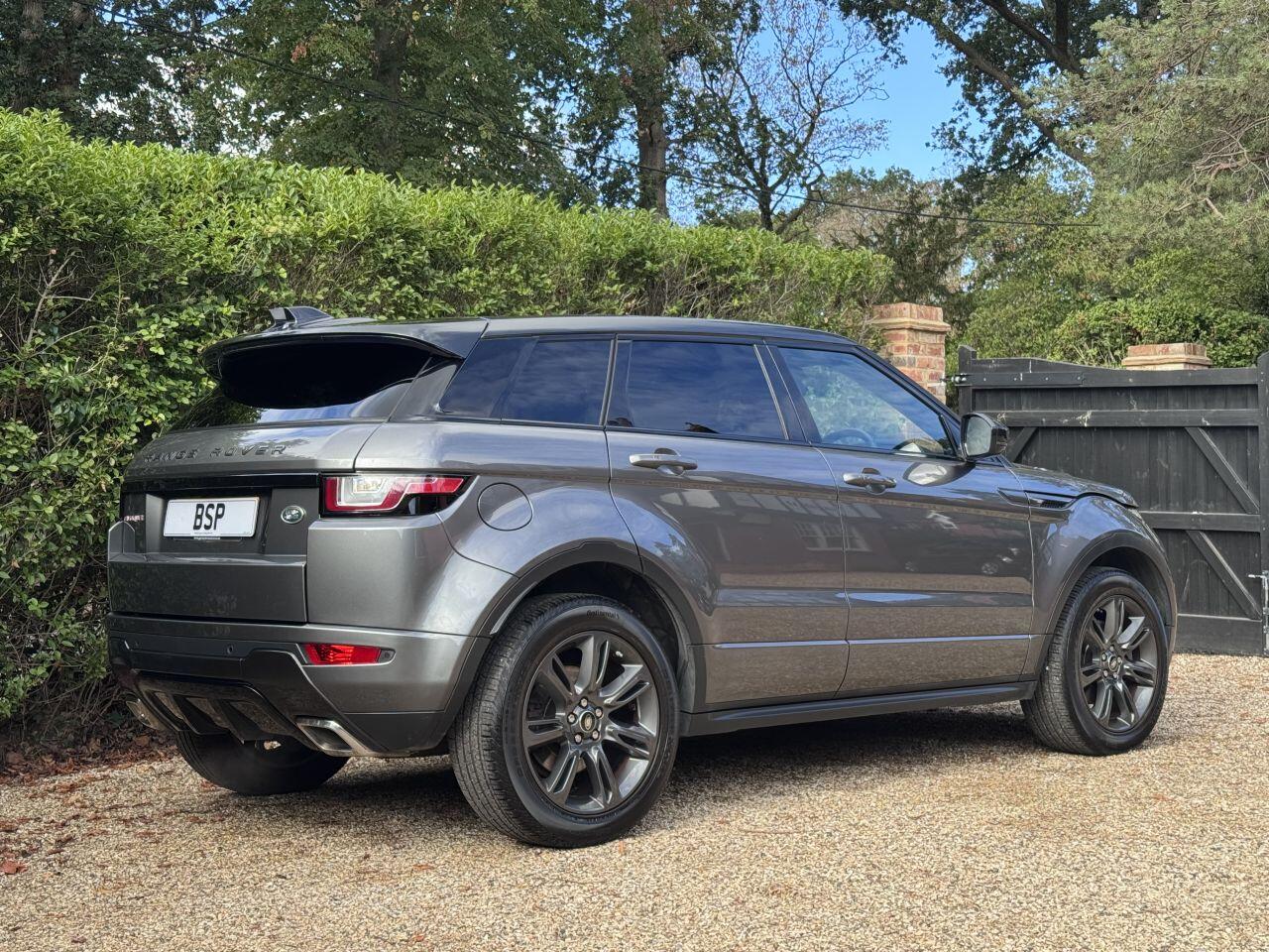 Land Rover Range Rover Evoque view 2